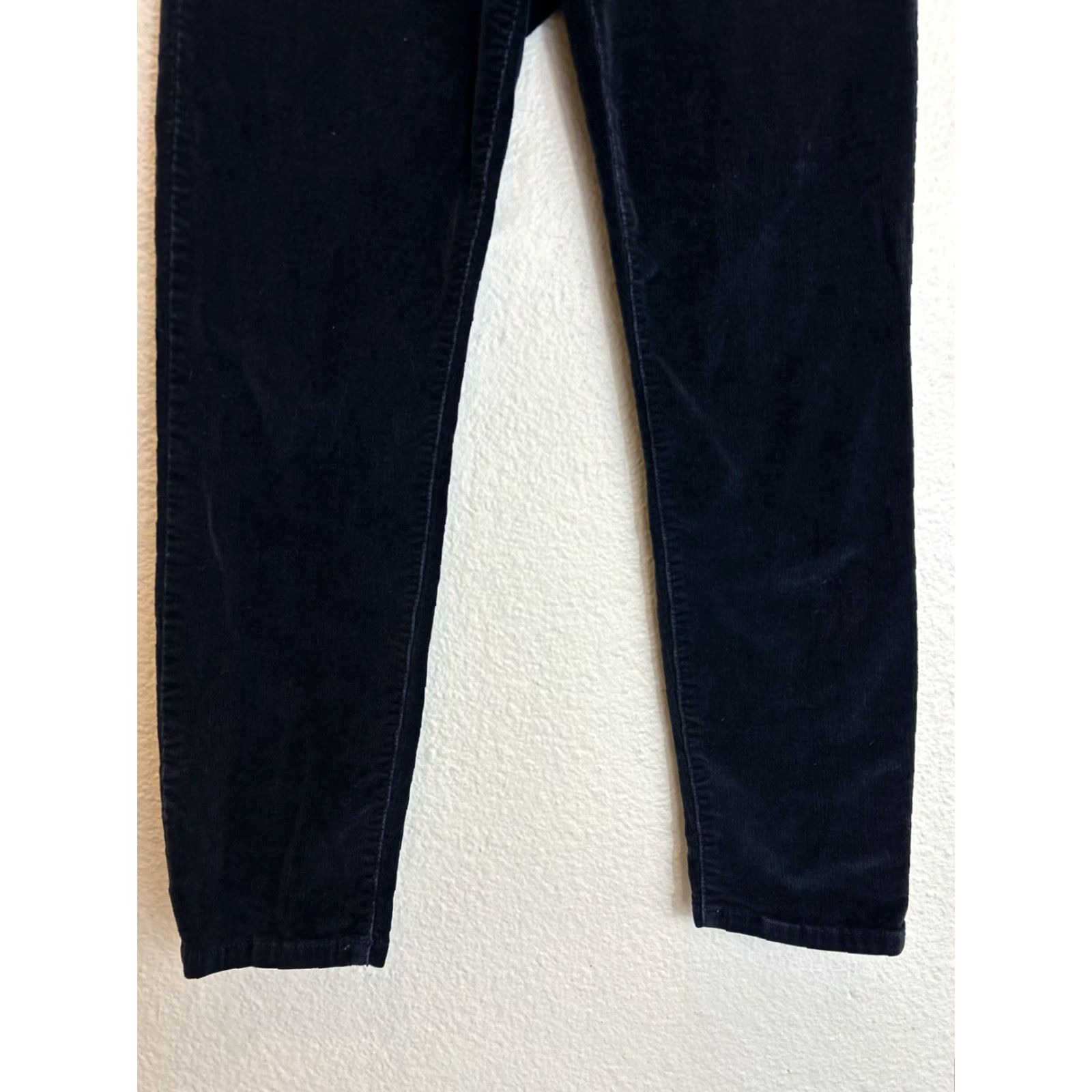 Banana Republic Banana Republic Pants Slim Corduroy Navy 26P Petite Ankle Women Wide Slimming Blue 26P Banana Republic Pants Corduroy Navy Ankle Women Slim Fit 26P Size 26" / US 2 / IT 38 - 2 Thumbnail