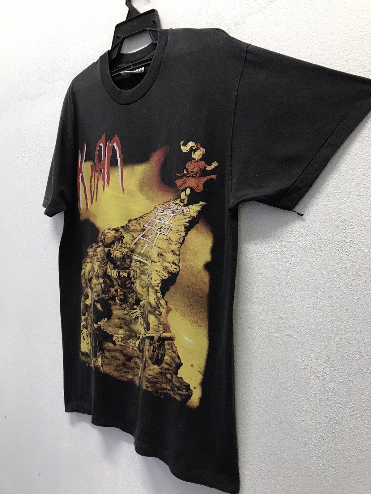 Band Tees Vintage Tultex Band Korn Shirt Size US L / EU 52-54 / 3 - 5 Thumbnail