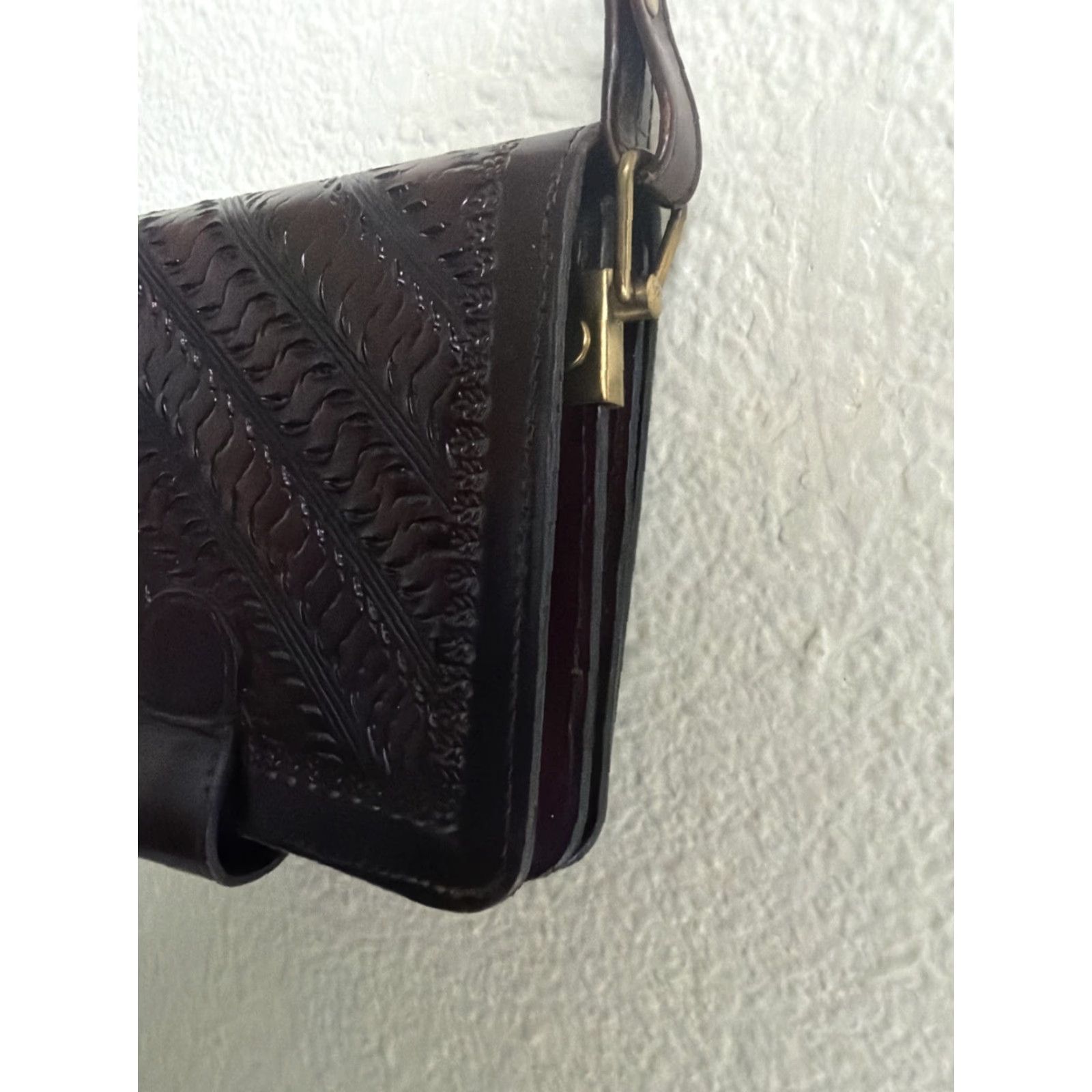 Vintage VINTAGE Unbranded Leather Crossbody Purse Womens Cherry Brown Embossed 8x6x1.5 Cross-Body Strap Size ONE SIZE - 5 Thumbnail