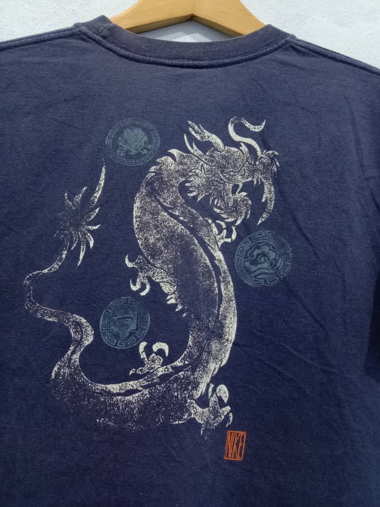 Nike VINTAGE 90’S NIKE DRAGON BACKHIT LOGO TEES SMALL SIZE Size US S / EU 44-46 / 1 - 11 Thumbnail