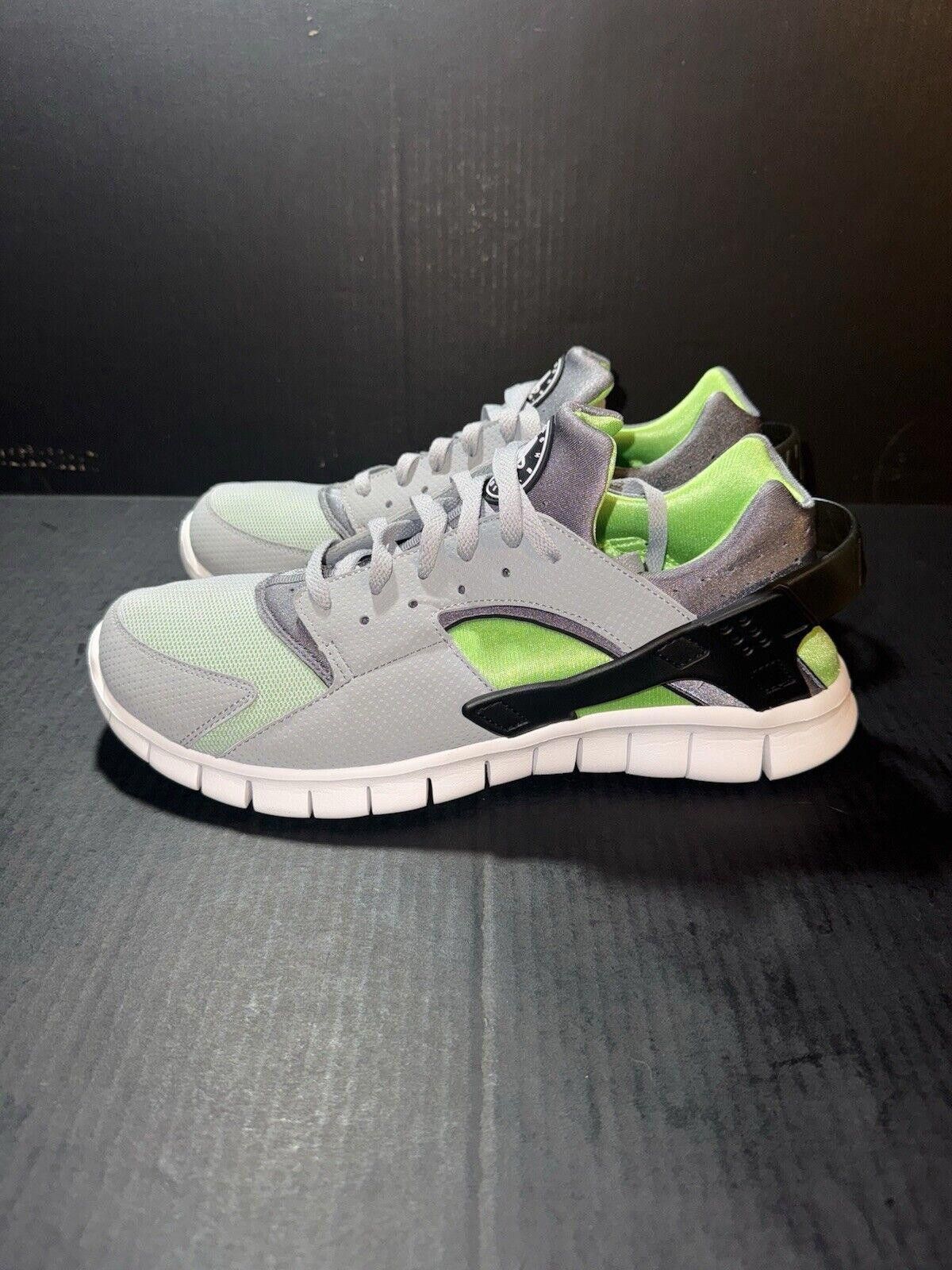 Nike Nike Air Huarache Grey Green White 510801-003 - Size 12 Size US 12 / EU 45 - 5 Thumbnail