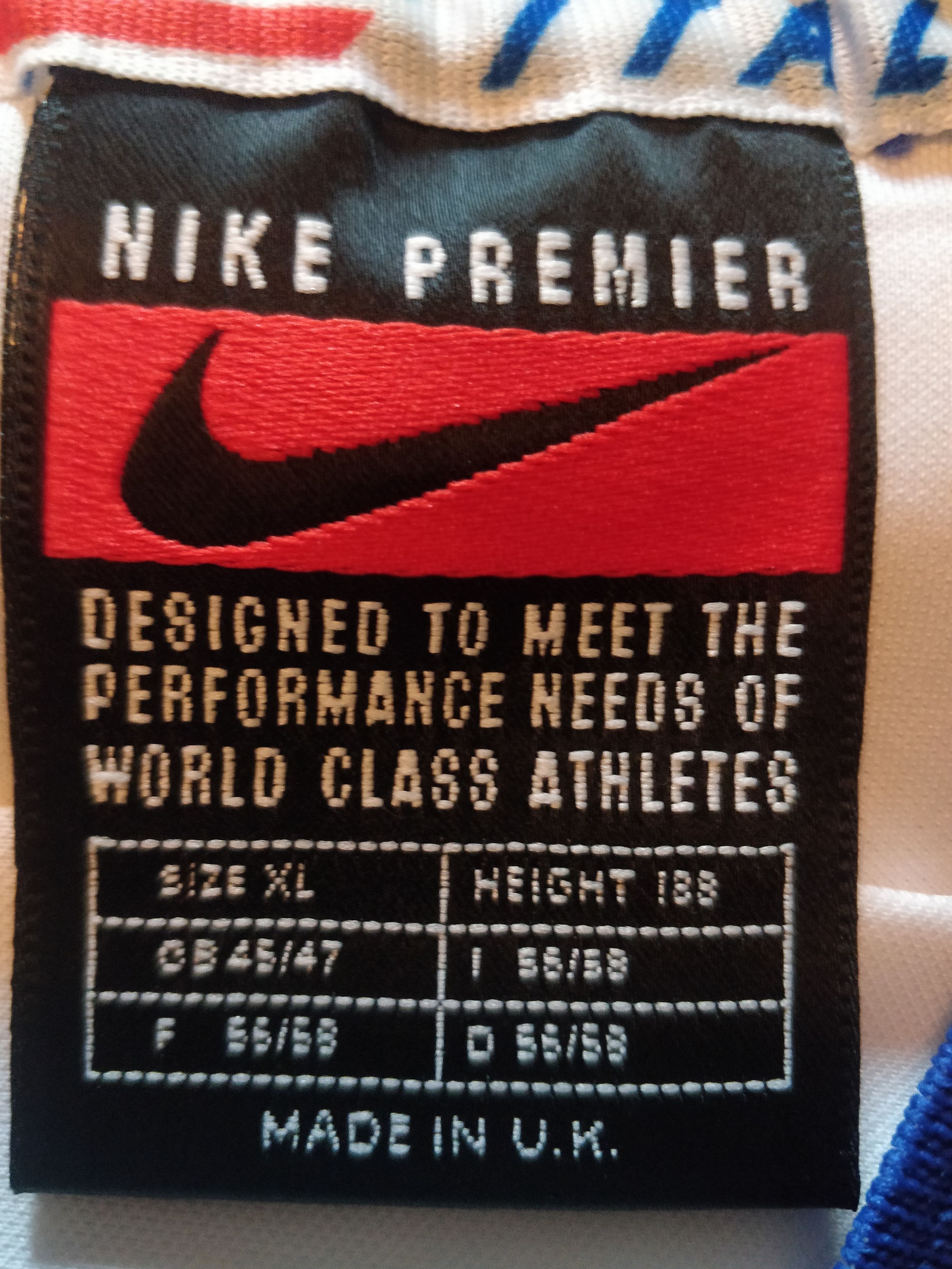 Nike Italy BNWT 1996 Away Jersey Nike Size US XL / EU 56 / 4 - 5 Thumbnail