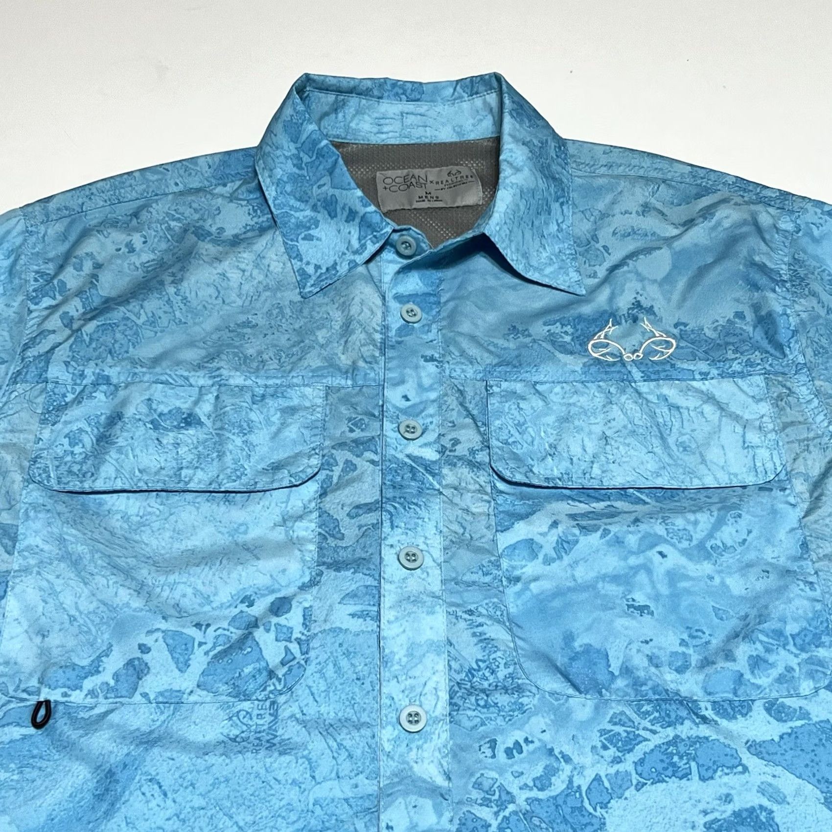 Realtree Realtree Ocean+Coast Mens M Blue Camouflage Print Short Sleeve Button-Up Shirt Size US M / EU 48-50 / 2 - 2 Thumbnail