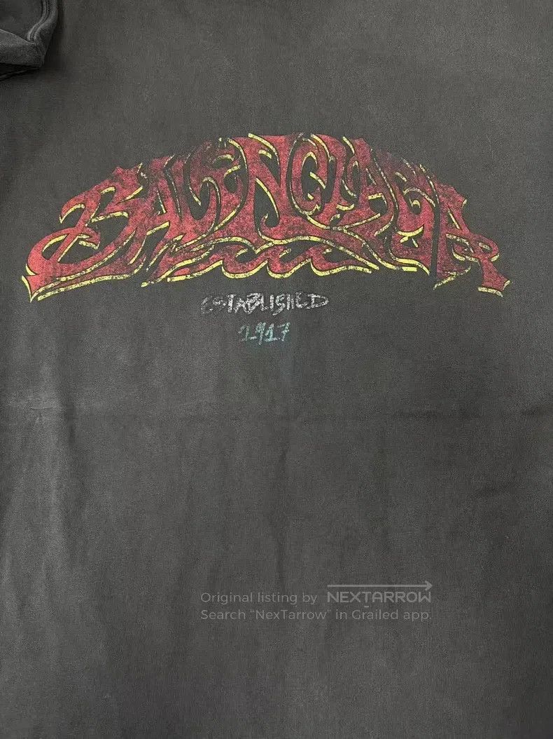 Balenciaga Balenciaga Casual Crew Neck Short Sleeve T-Shirt Size US XL / EU 56 / 4 - 3 Thumbnail