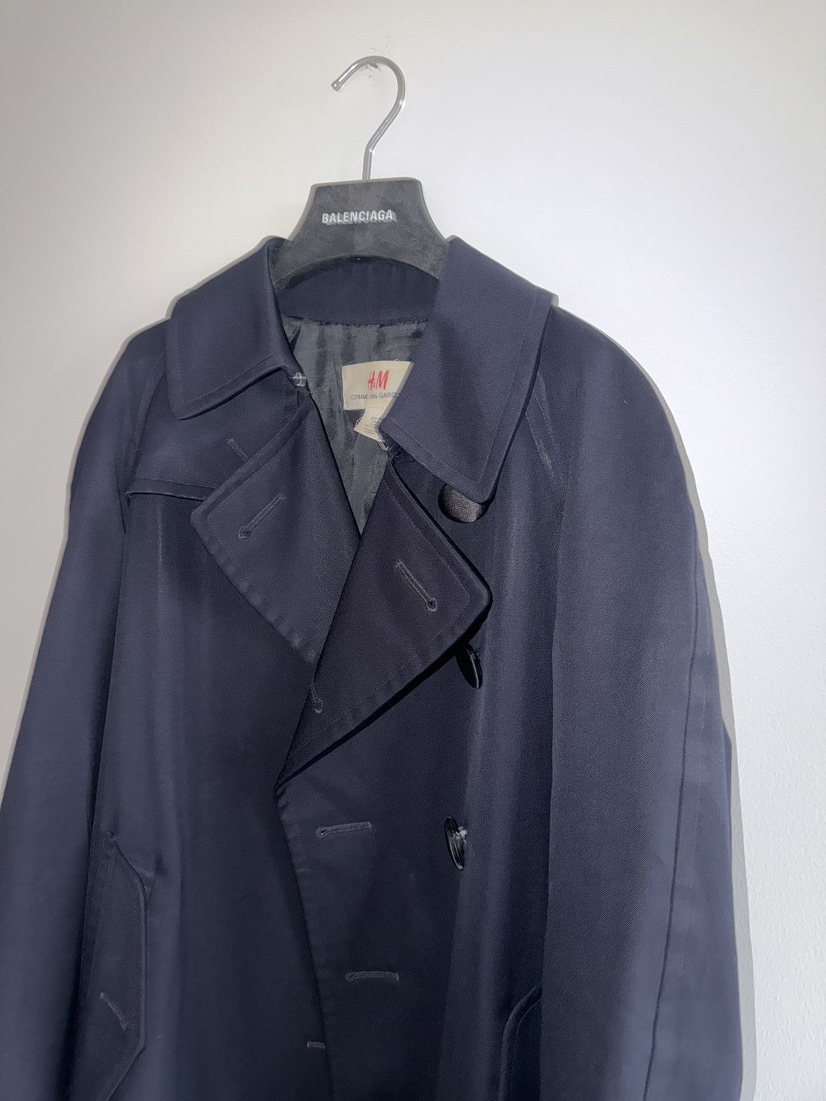 Comme des Garcons × H&M H&M X CDG COMME DES GARCONS TRENCH COST NAVY Size S / US 4 / IT 40 - 1 Thumbnail