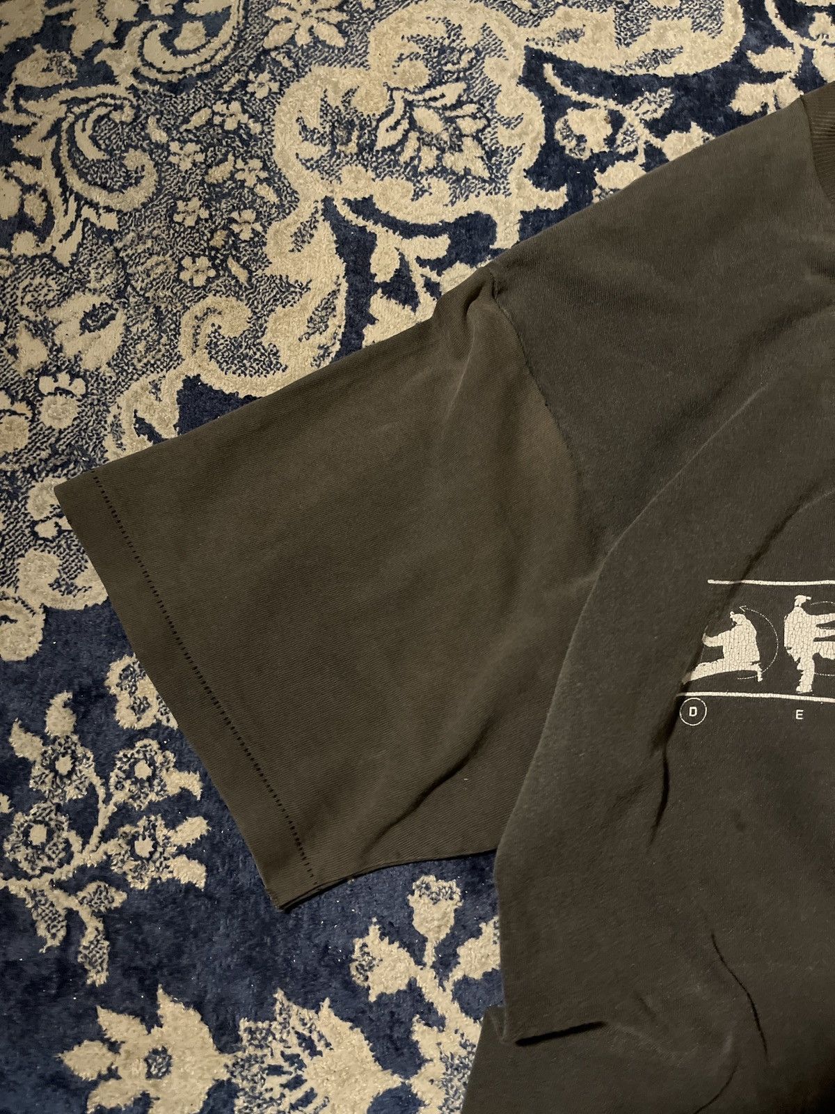Vintage Vintage Deftones Tour Shirt Size US L / EU 52-54 / 3 - 4 Thumbnail