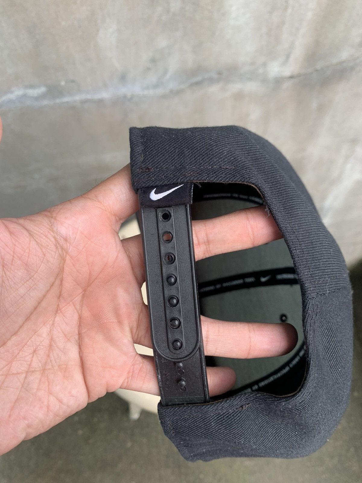 Nike × Riccardo Tisci Logo Snapback Size ONE SIZE - 8 Thumbnail