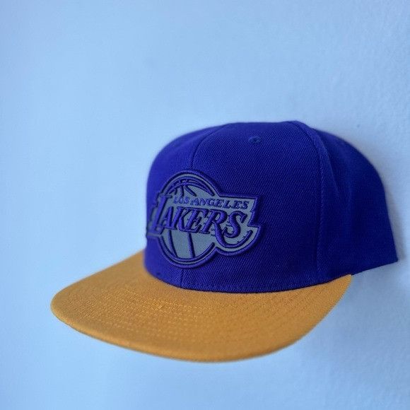 Mitchell & Ness NEW LA LAKERS KYLE KUZMA #0 MITCHELL & NESS FLATBILL SNAPBAC Size ONE SIZE - 3 Thumbnail