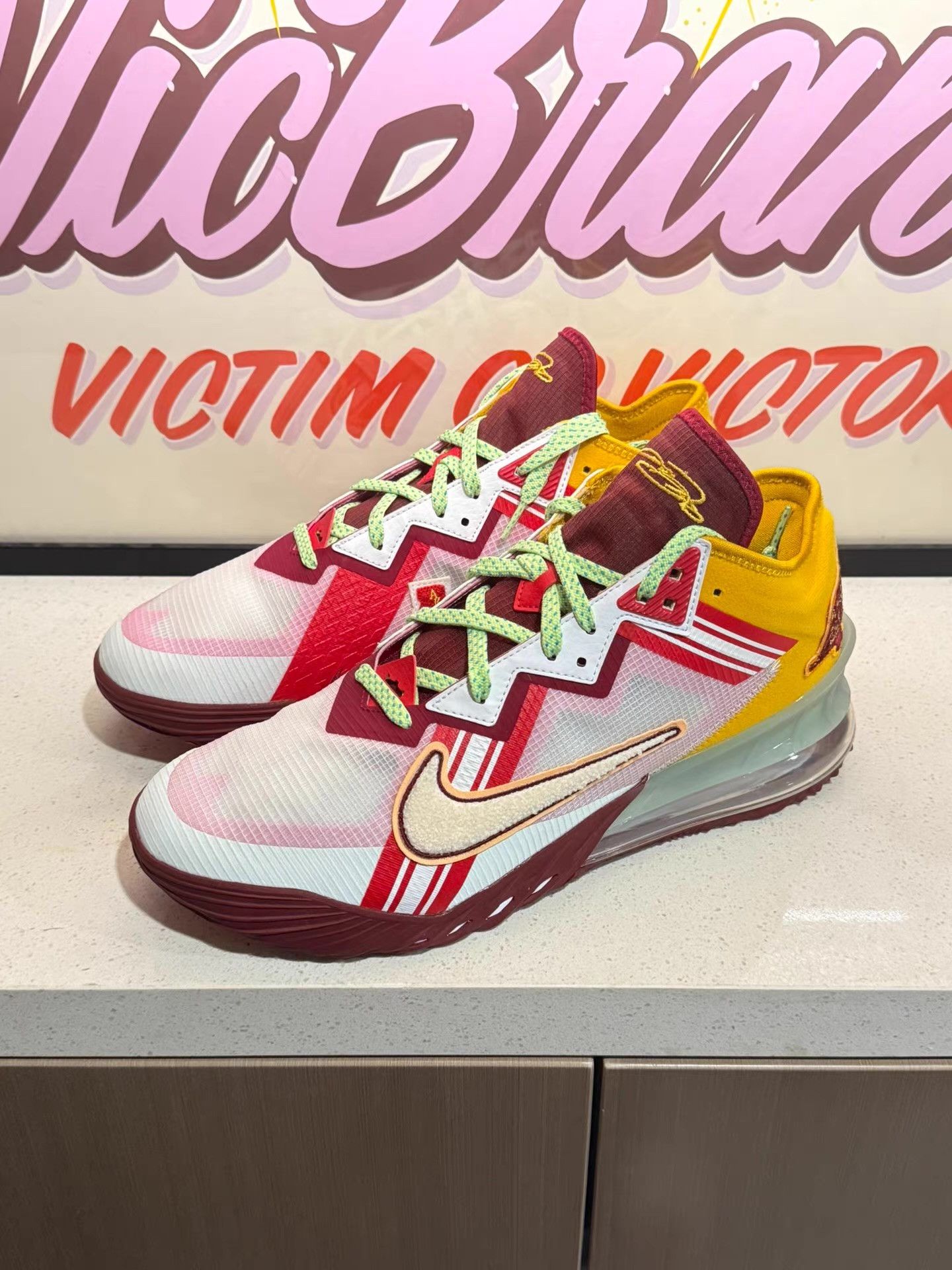 Nike Nike LeBron 18 "Son of Crimson" basketball shoes。 Ｑ20 Size US 14 / EU 47 - 1 Thumbnail
