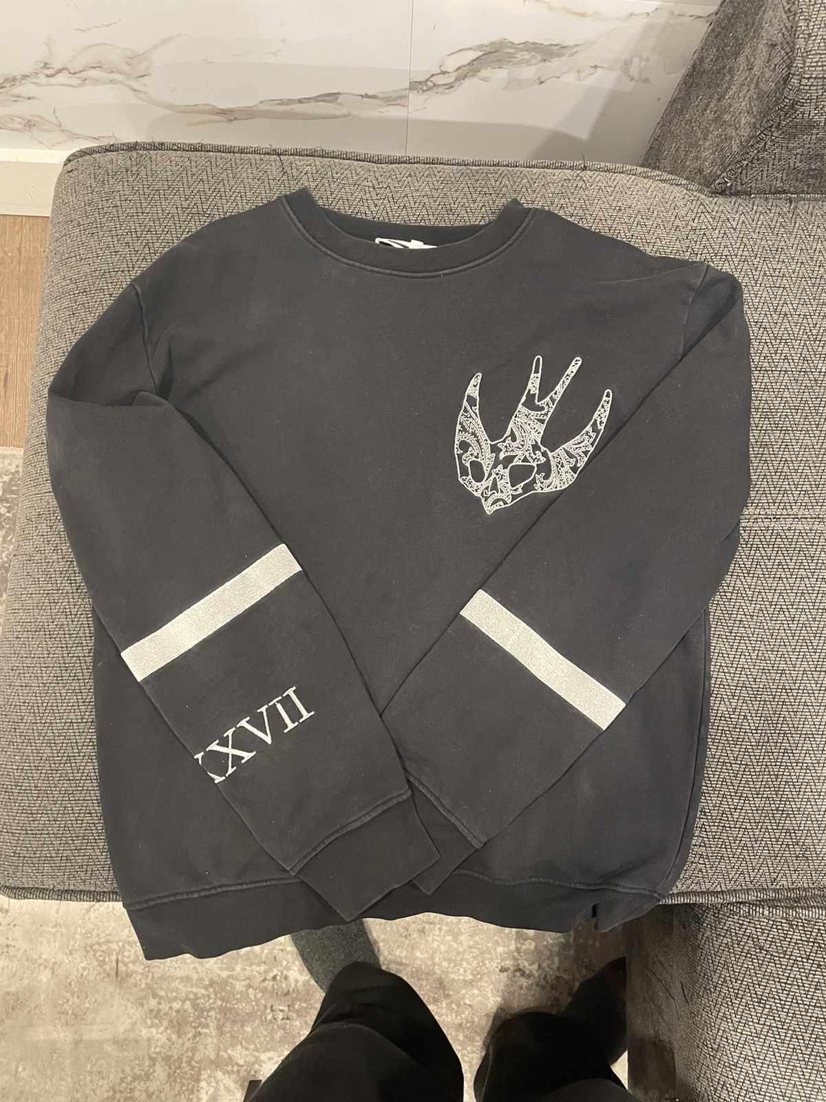 Alexander McQueen Alexander McQueen Crewneck with embroider design Size US L / EU 52-54 / 3 - 1 Thumbnail