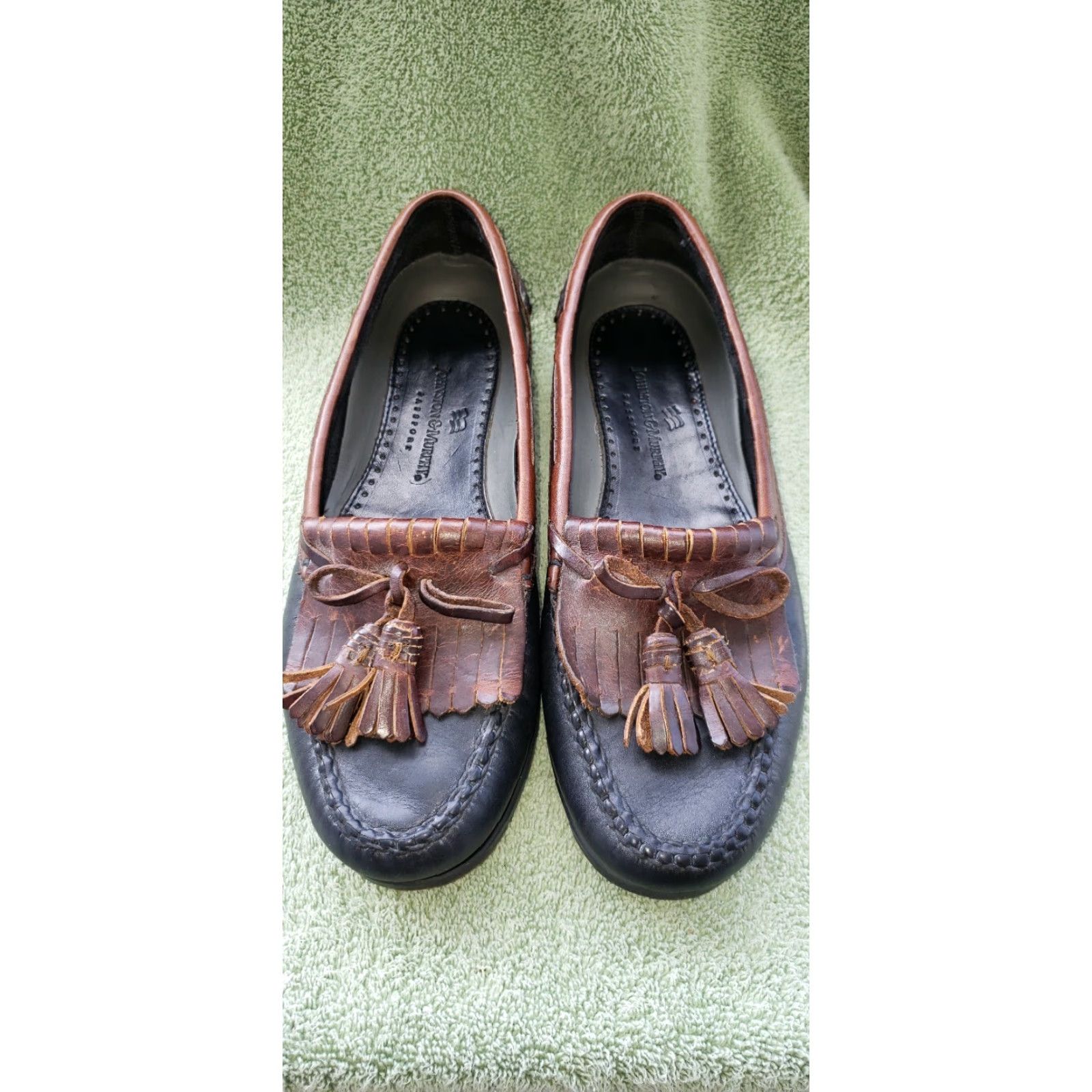Johnston & Murphy Johnston & Murphy Passport Loafers Mens Size 9D Two Toned Black & Brown Tassels Kilt Leather Boat Shoe Lacing Vintage? Size US 9 / EU 42 - 3 Thumbnail