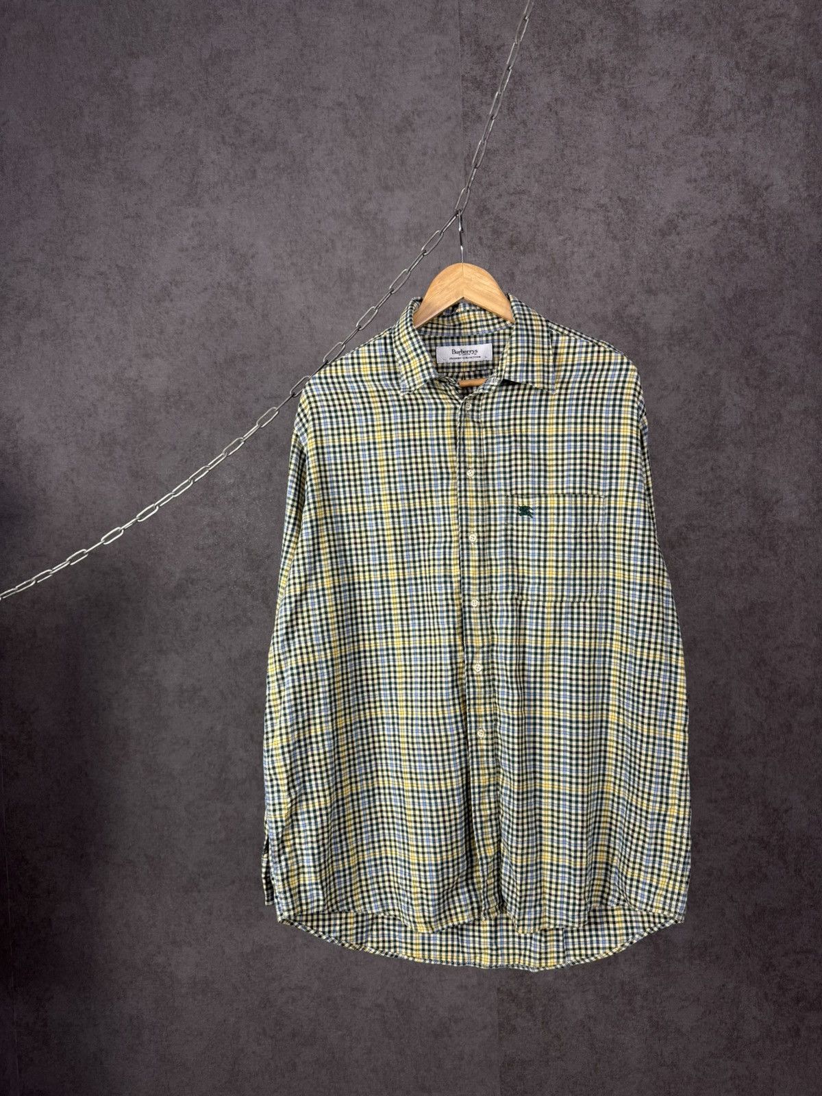 Burberry Burberry’s luxury vintage logo shirt Size US XL / EU 56 / 4 - 1 Thumbnail