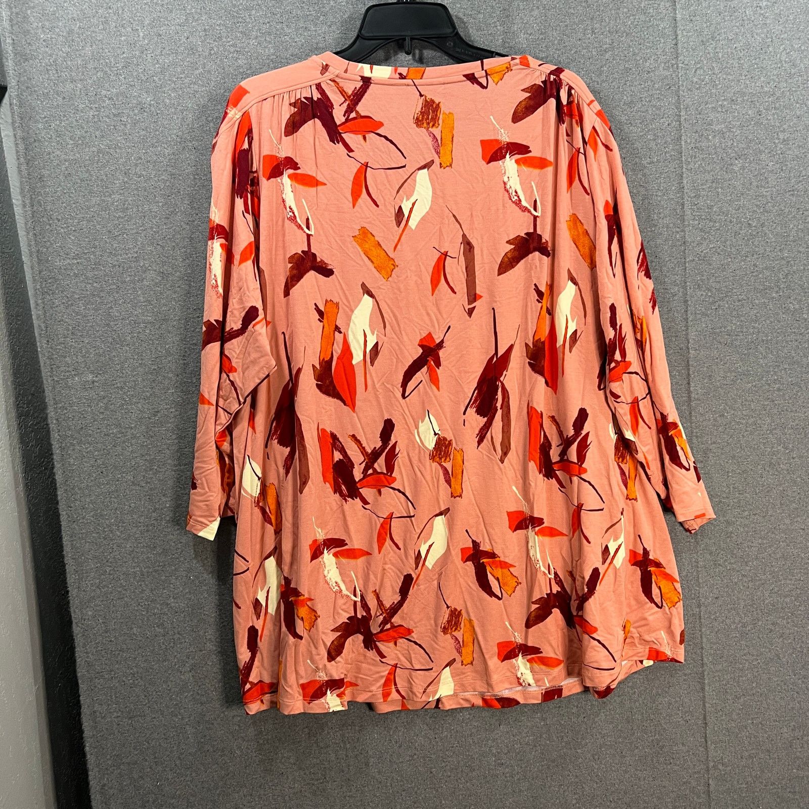 Other LOGO by Lori Goldstein Ravon Feather Print Top Bake Size XXL / US 16-18 / IT 52-54 - 2 Thumbnail