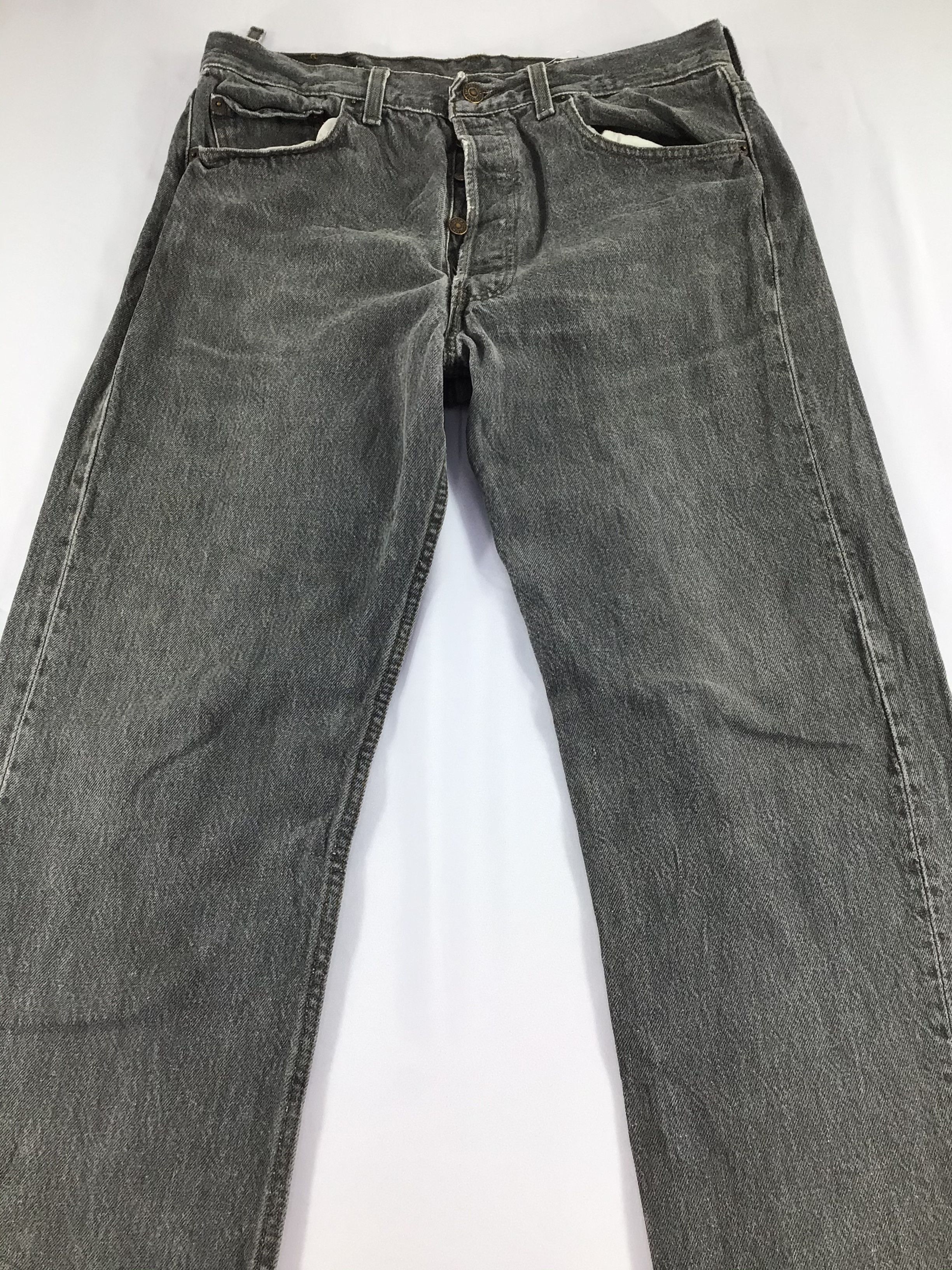 Levi's Faded Vintage Levis 501 Jeans Dark Wash Denim -J333 Size US 32 / EU 48 - 3 Thumbnail