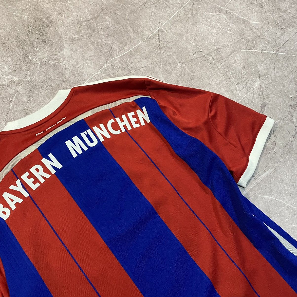 Adidas VINTAGE ADIDAS BAYERN MUNICH TEE BUNDES LIGA SOCCER JERSEY Size US S / EU 44-46 / 1 - 9 Thumbnail