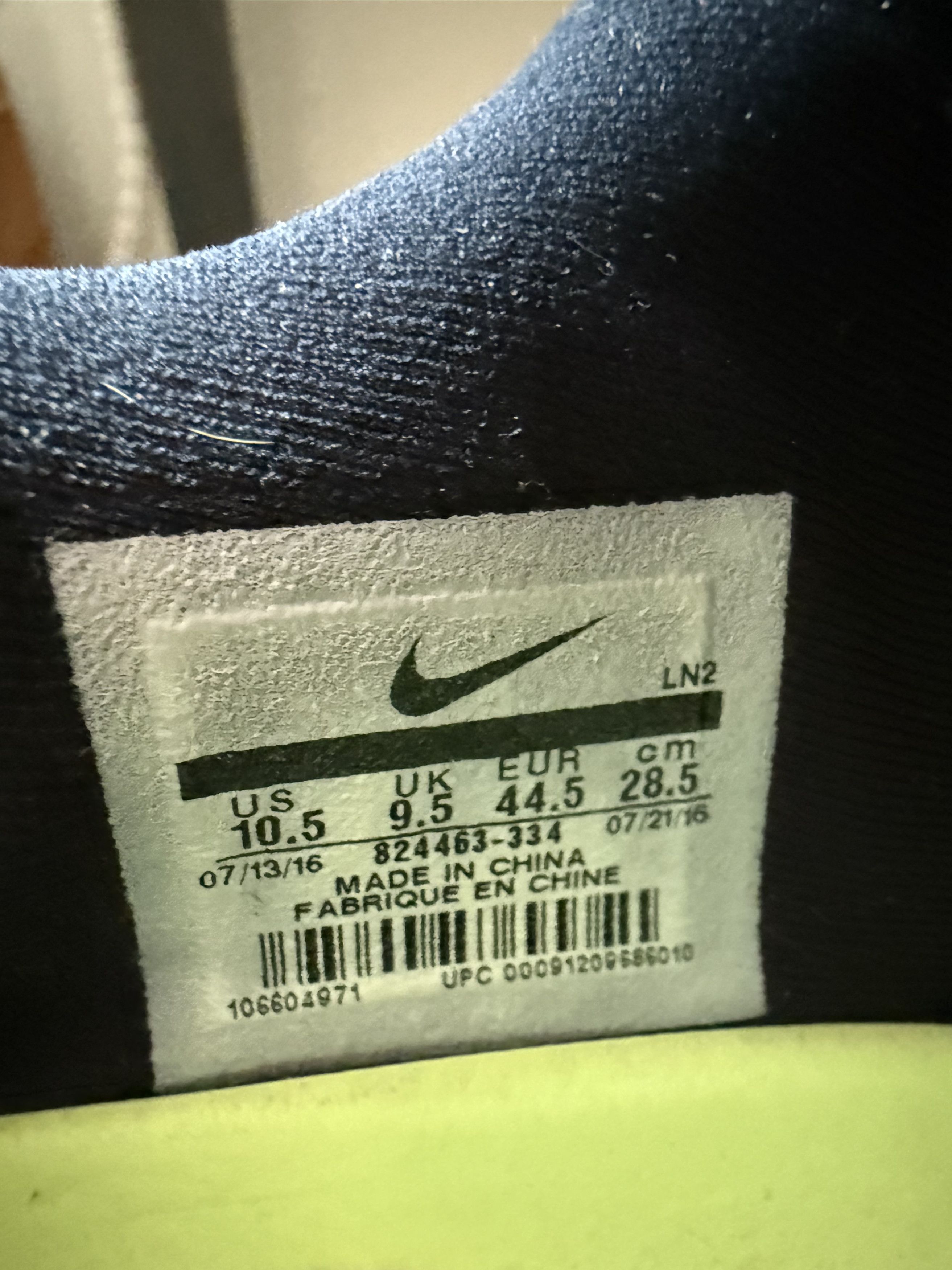 Nike Nike Kobe 11 Elite 4KB Low 'Ghost of Christmas Past' Size US 10.5 / EU 43-44 - 9 Thumbnail