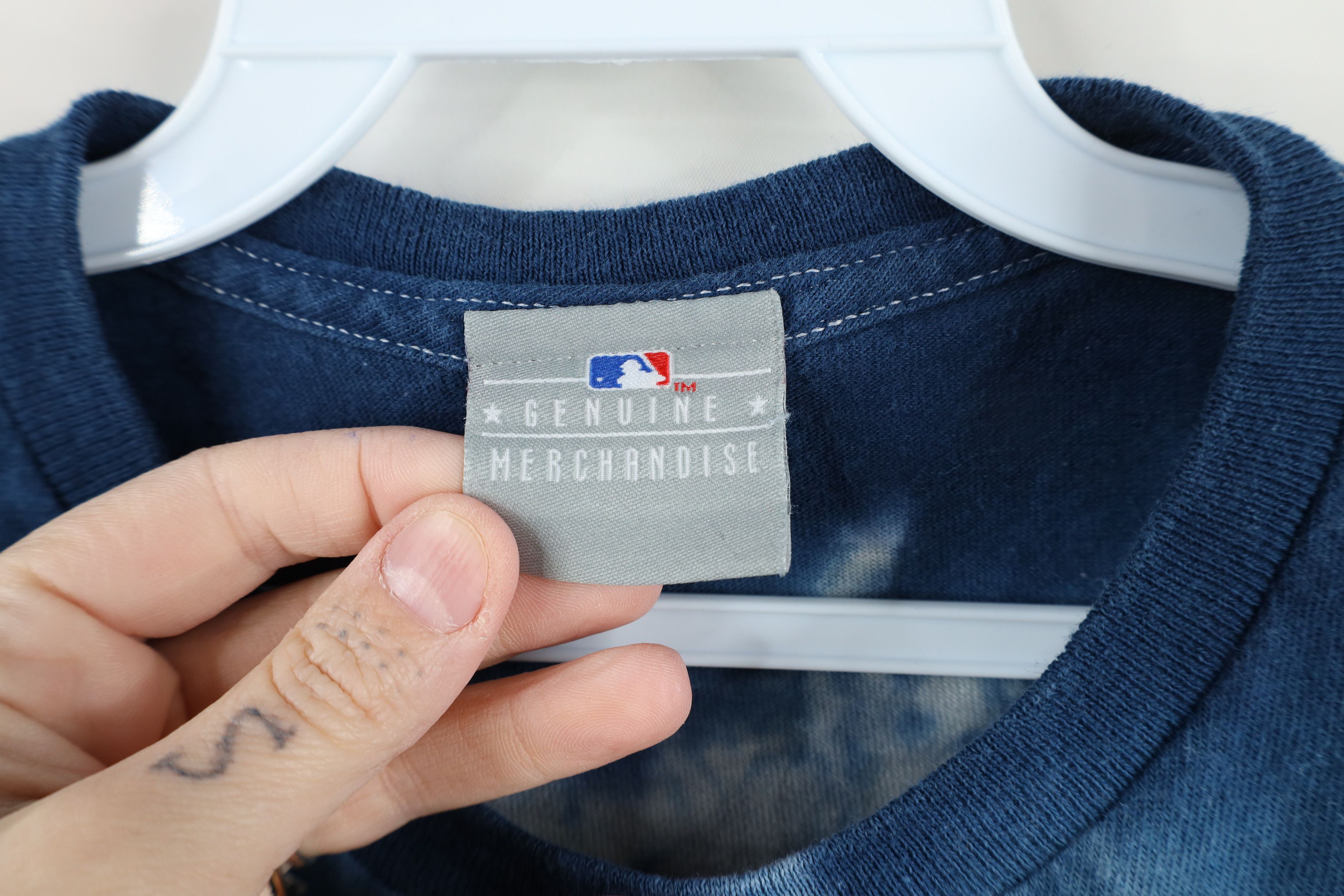 Vintage Vintage Y2K Old English D Detroit Tigers Baseball T-Shirt Size US L / EU 52-54 / 3 - 7 Thumbnail