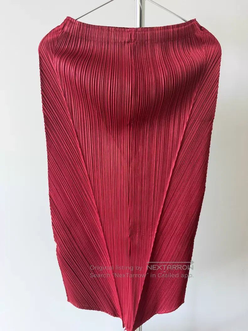 Issey Miyake Issey Miyake size:one size Ruched Midi Skirt, Red Size 25" / US 0 / IT 36 - 4 Thumbnail