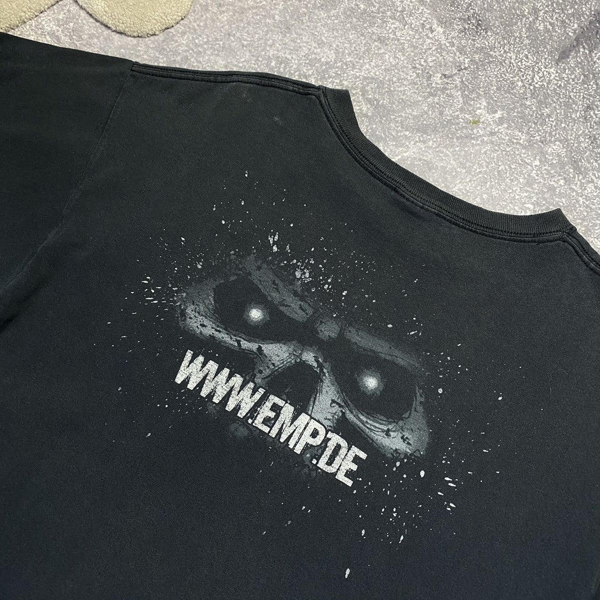 Band Tees Vintage 90’s Emp Big Graphic logo rock band rare tee Size US L / EU 52-54 / 3 - 9 Thumbnail