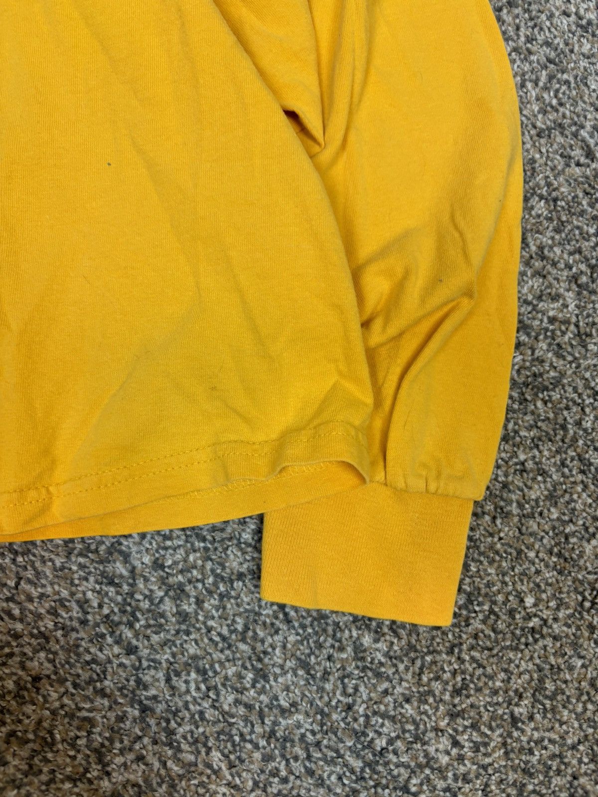 Gildan Y2k yellow michigan athletics u of m long sleeve tshirt Size US XL / EU 56 / 4 - 2 Thumbnail