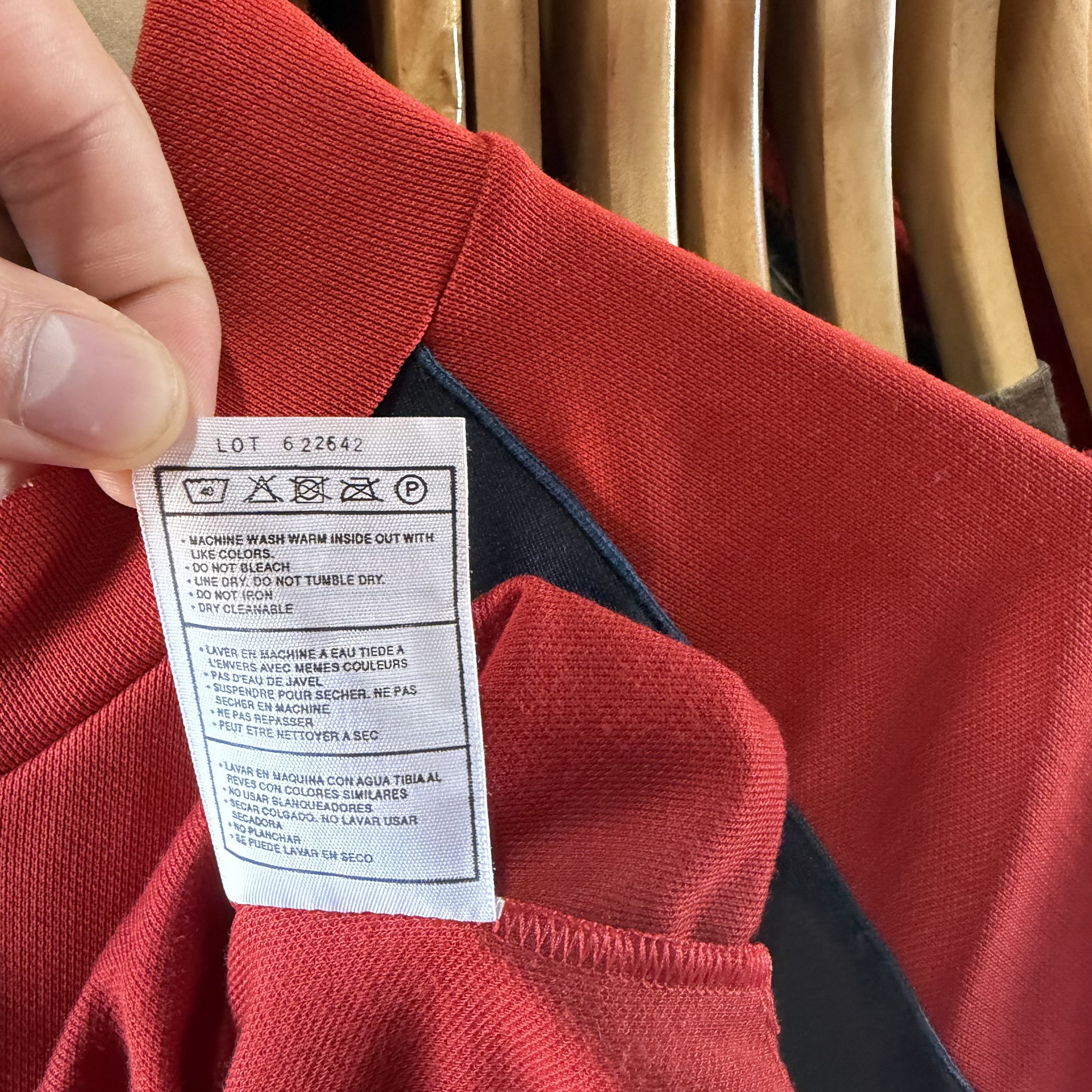 Nike ACG Vtg Nike ACG Cycling Jersey Men Red 1/2 Zip E Fit 3 Pocket Size US S / EU 44-46 / 1 - 12 Thumbnail
