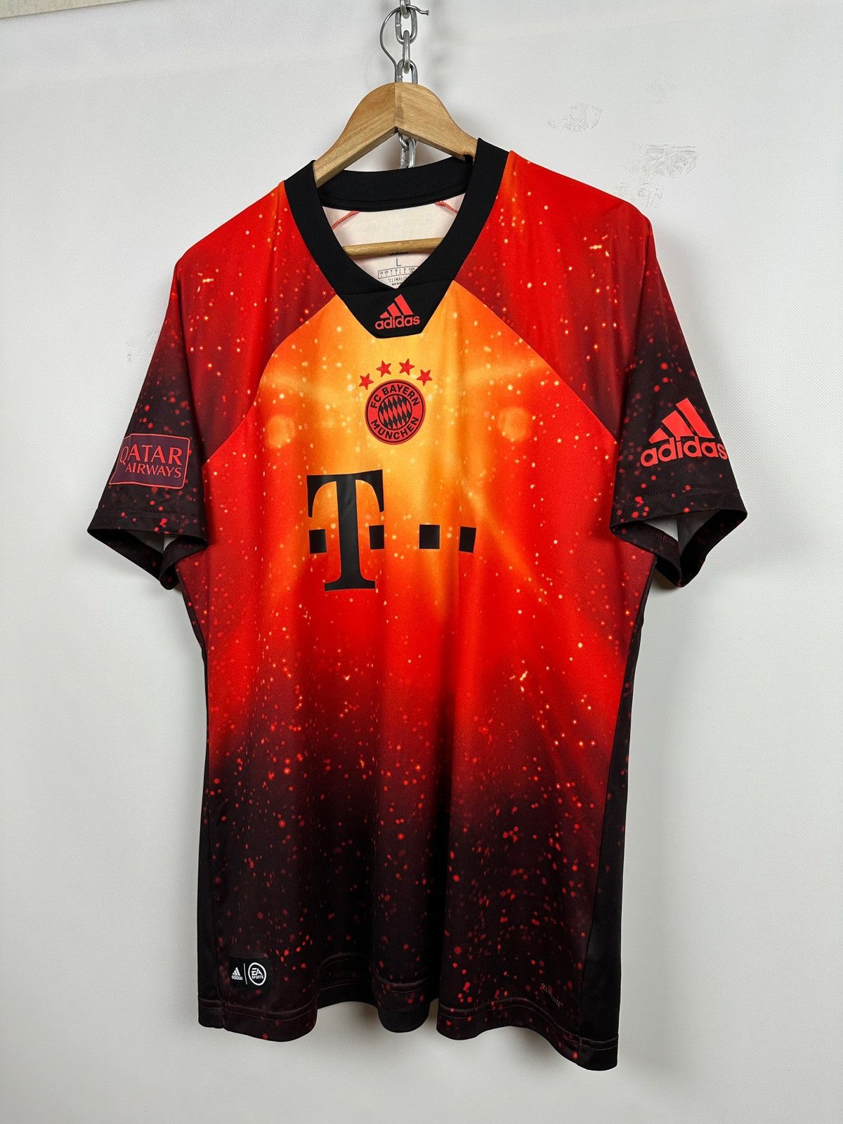 Adidas Adidas Bayern Munich Alaba #27 Special Kit Limited Edition Size US L / EU 52-54 / 3 - 3 Thumbnail