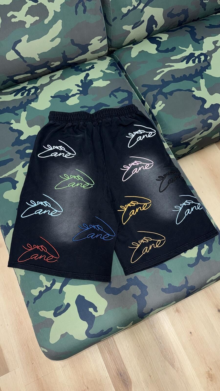 Other Blanco Lane Scribble Shorts Size US 40 / EU 56 - 2 Thumbnail