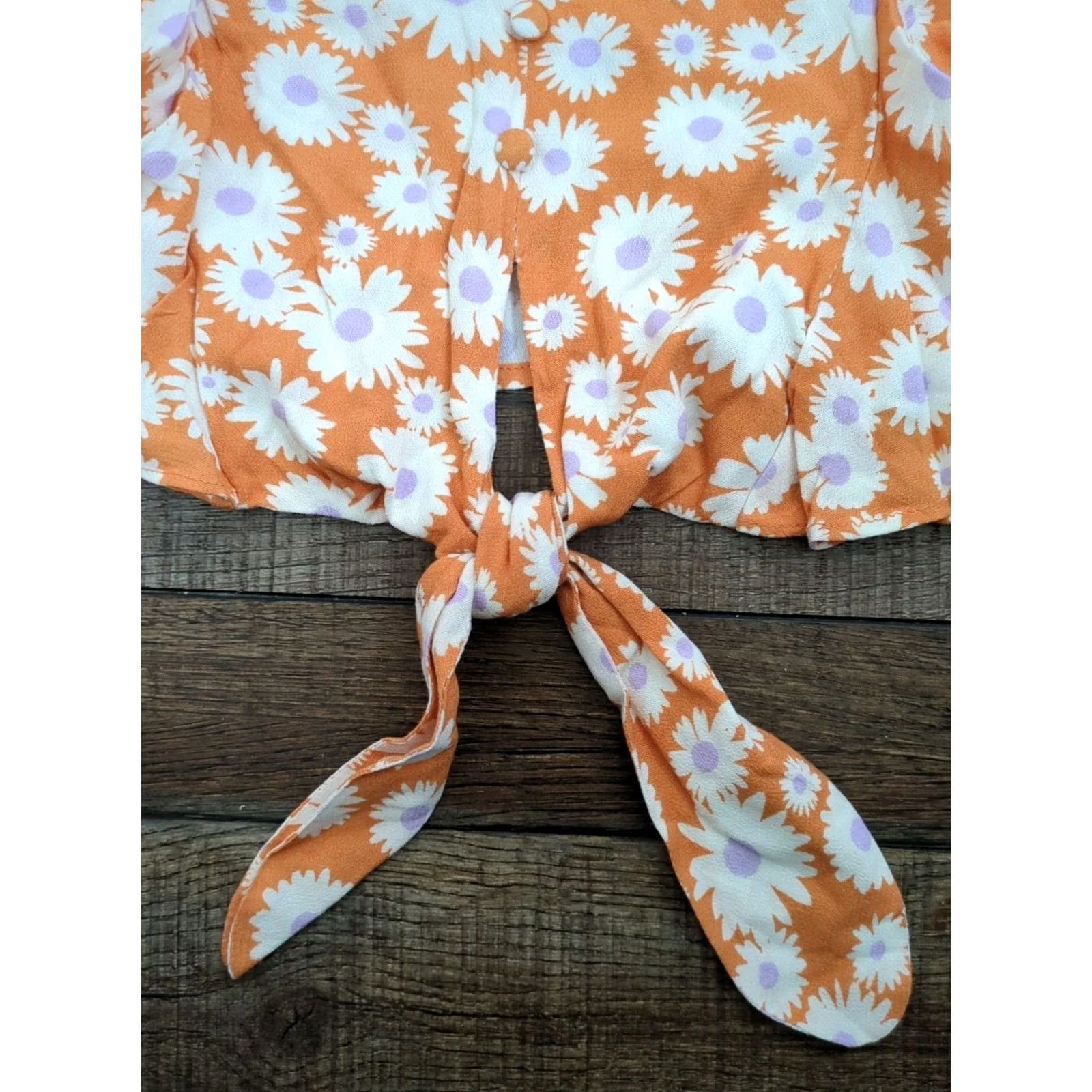 Forever 21 FOREVER 21 Blouse Cropped Top Multicolor Daisy Ruffle Tied Tie V-Neck Puff Sleeve 1X NWT Women Spring Summer Casual Party/Cocktail Size XL / US 12-14 / IT 48-50 - 3 Thumbnail