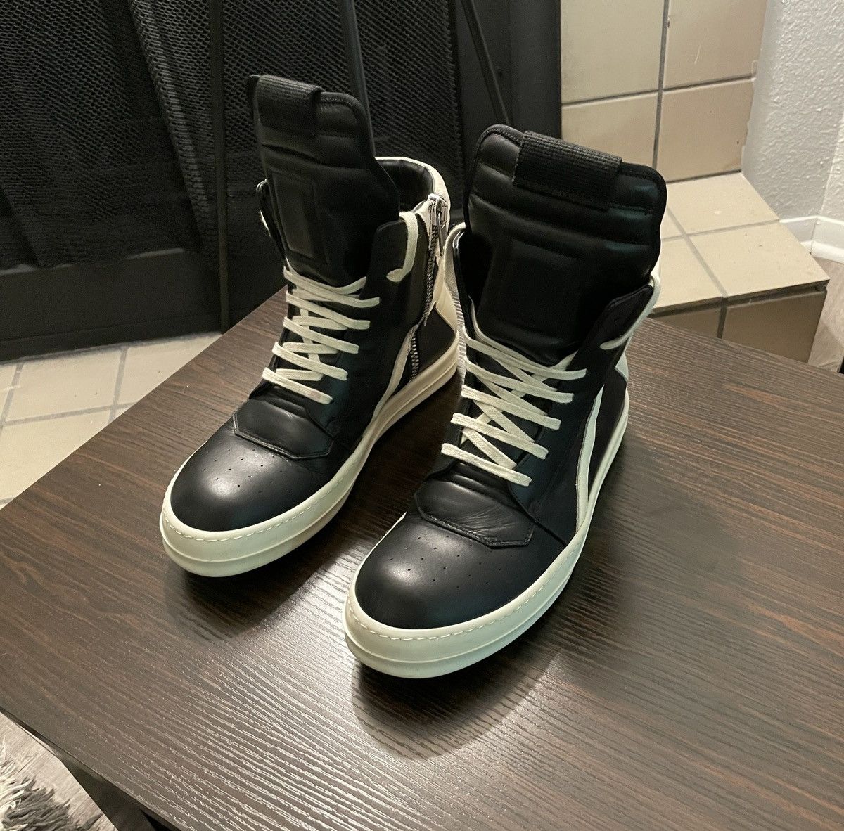 Rick Owens Rick Owens Geobaskets Black/Milk Size 7 Mens
