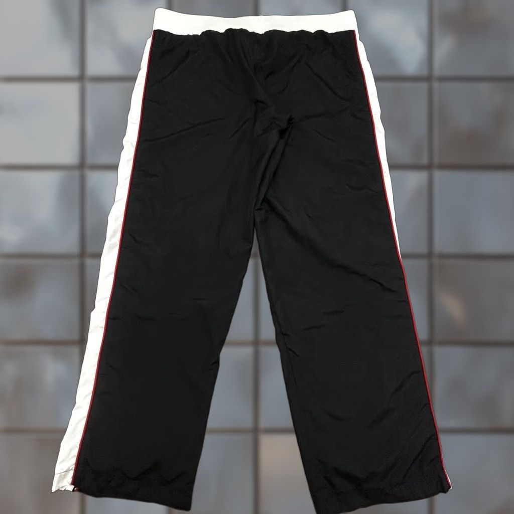 Nike VINTAGE Nike Track Pants Womens L Black White Swoosh Athletic Baggy Stripe Size 36" / US 14 / IT 50 - 1 Thumbnail