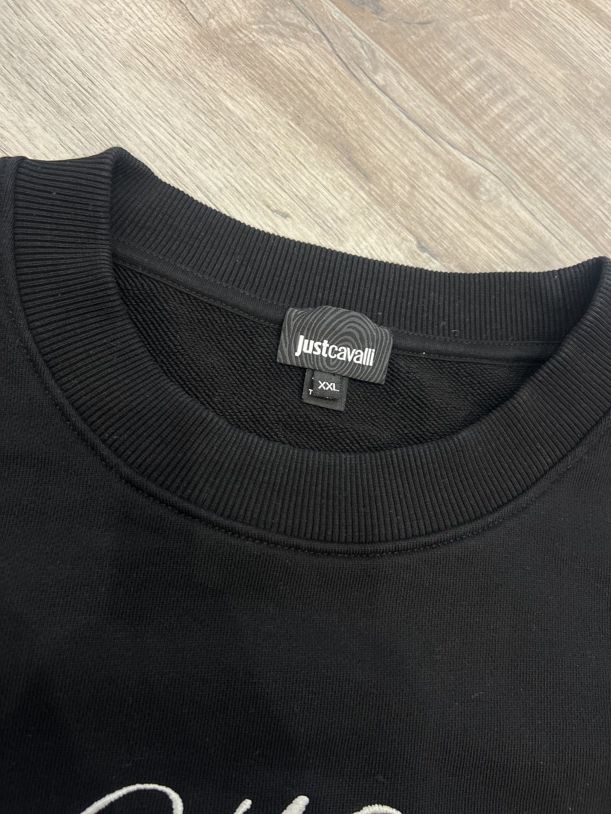 Just Cavalli × Vintage vintage women's Just Cavalli sweatshirt black large logo Size XXL / US 16-18 / IT 52-54 - 4 Thumbnail