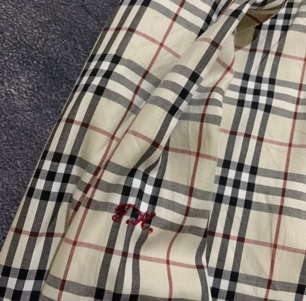 Burberry × Vintage Vintage 90s Burberry London TH Nova Check Plaid Shirt Size US M / EU 48-50 / 2 - 8 Thumbnail