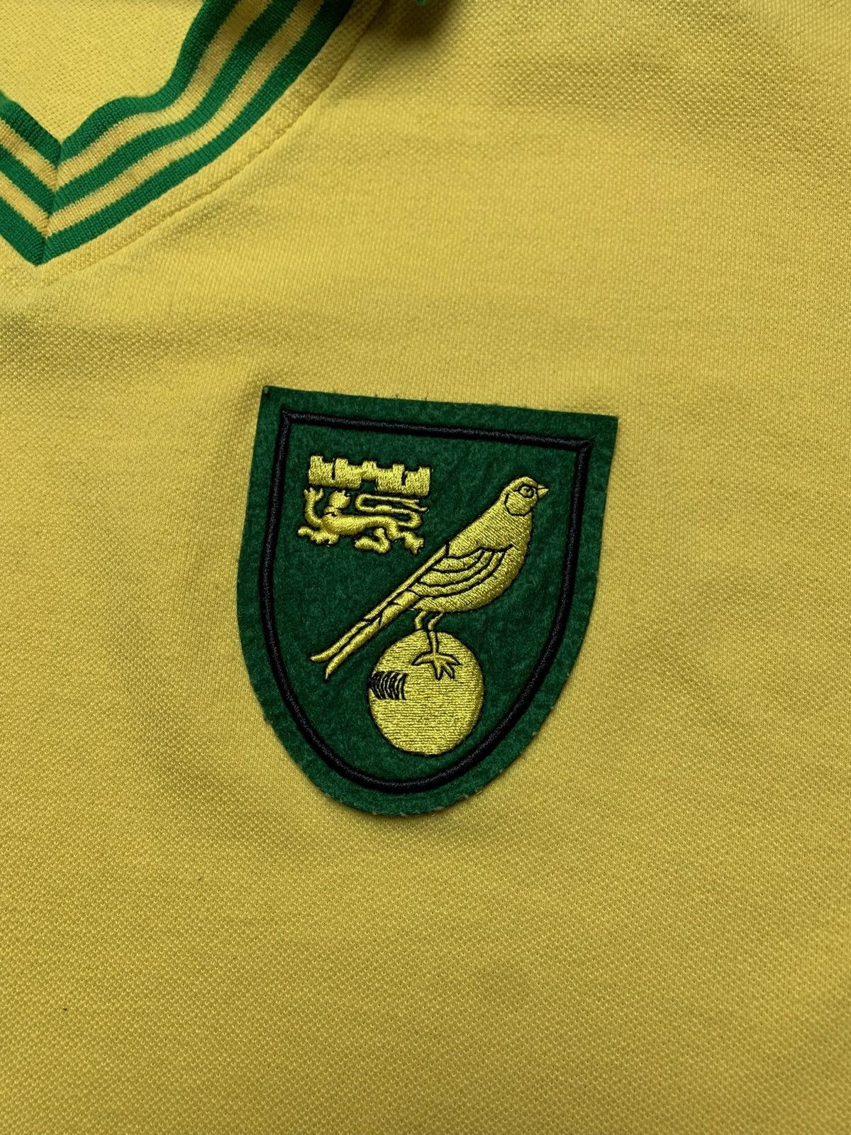 Vintage Vintage Norwich soccer jersey Admiral yellow retro XL Size US XL / EU 56 / 4 - 3 Thumbnail