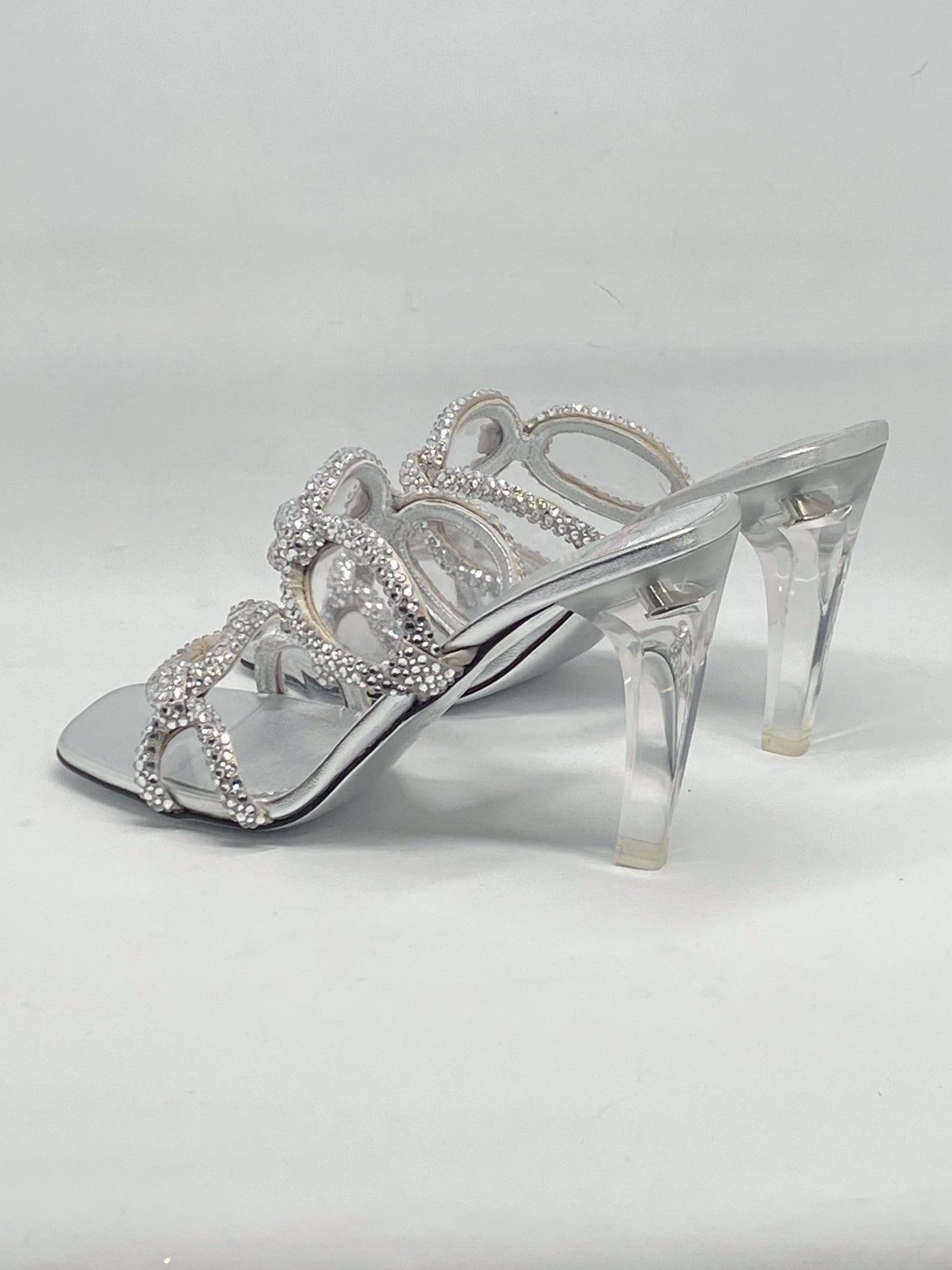 Valentino Valentino Garavani Chain embellished heel sandals size 36.5 Size US 6.5 / IT 36.5 - 10 Thumbnail