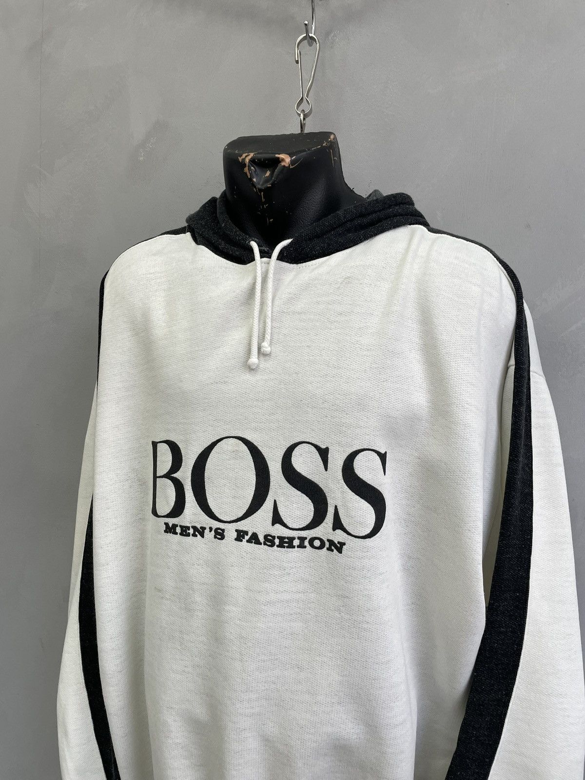 Hugo Boss Vintage BOSS logo oversized hoodie Y2K hype streetwear Size US XL / EU 56 / 4 - 2 Thumbnail