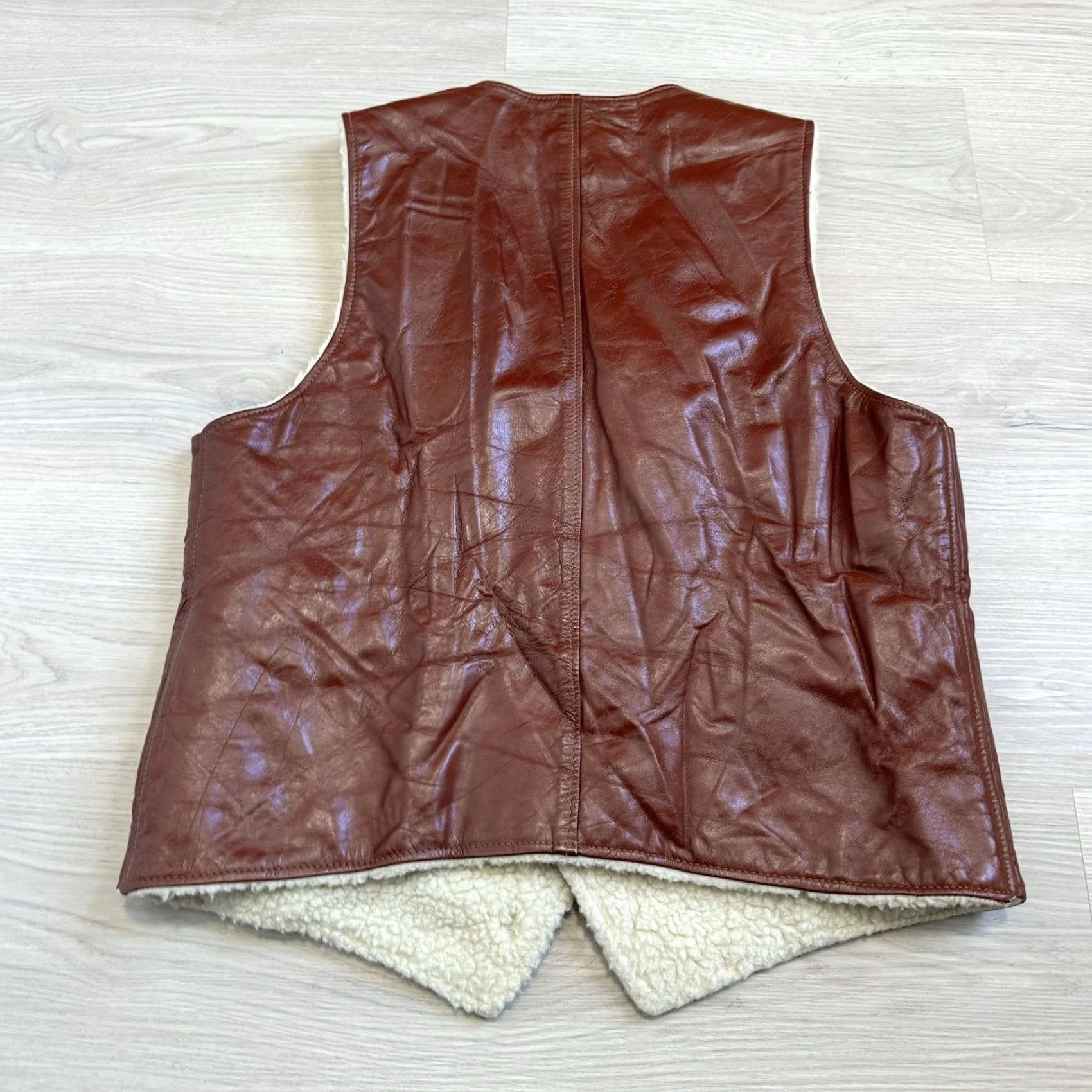 Vintage VINTAGE L.L.Bean Vest Mens Medium Cowhide Leather Wool Shearling Lined 70s 80s Brown Wool Lined 80s Mens Vintage Size US M / EU 48-50 / 2 - 5 Thumbnail