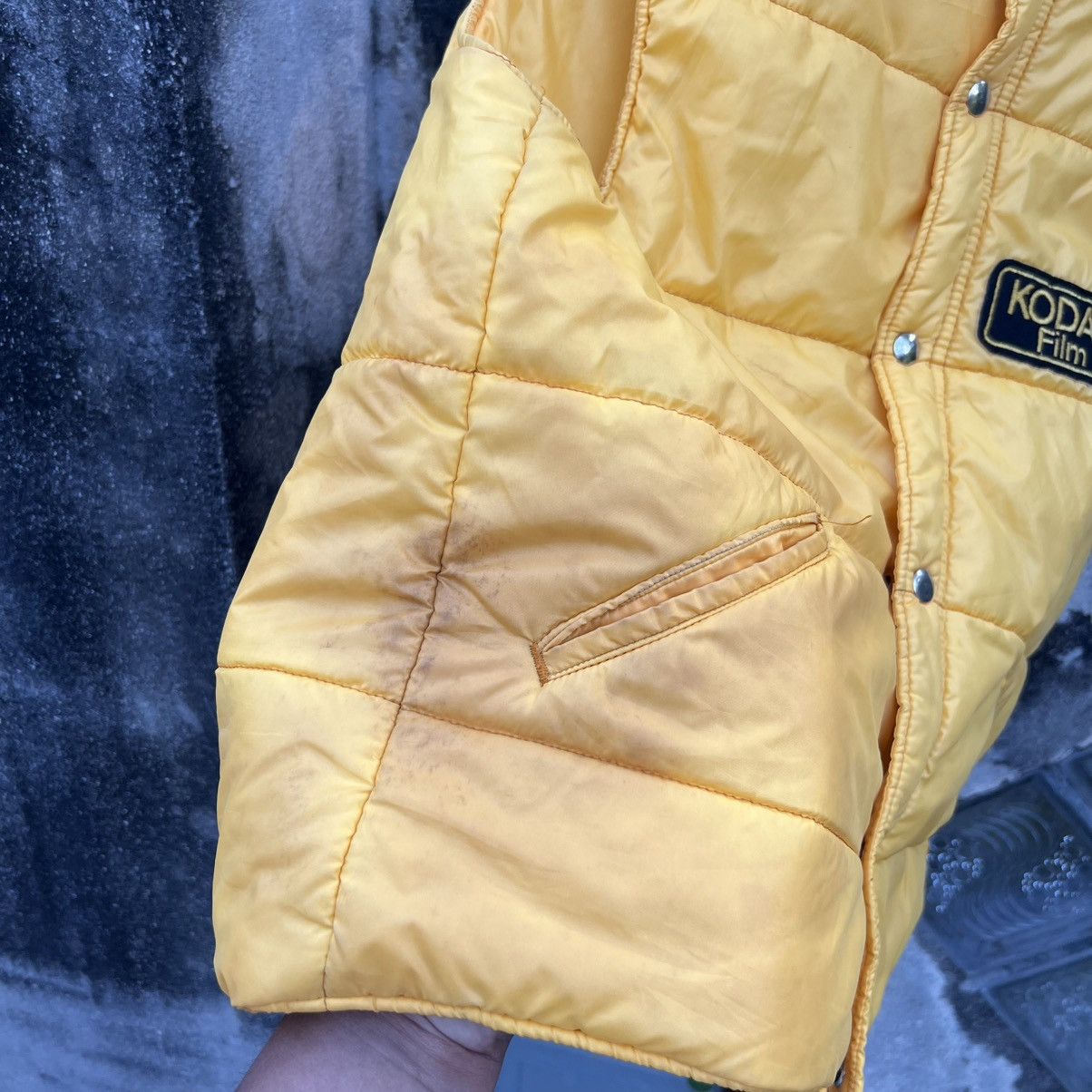 Kodak “VINTAGE” KODAK FILM PATCHES PHOTOGRAPHER PUFFER VEST Size US M / EU 48-50 / 2 - 5 Thumbnail