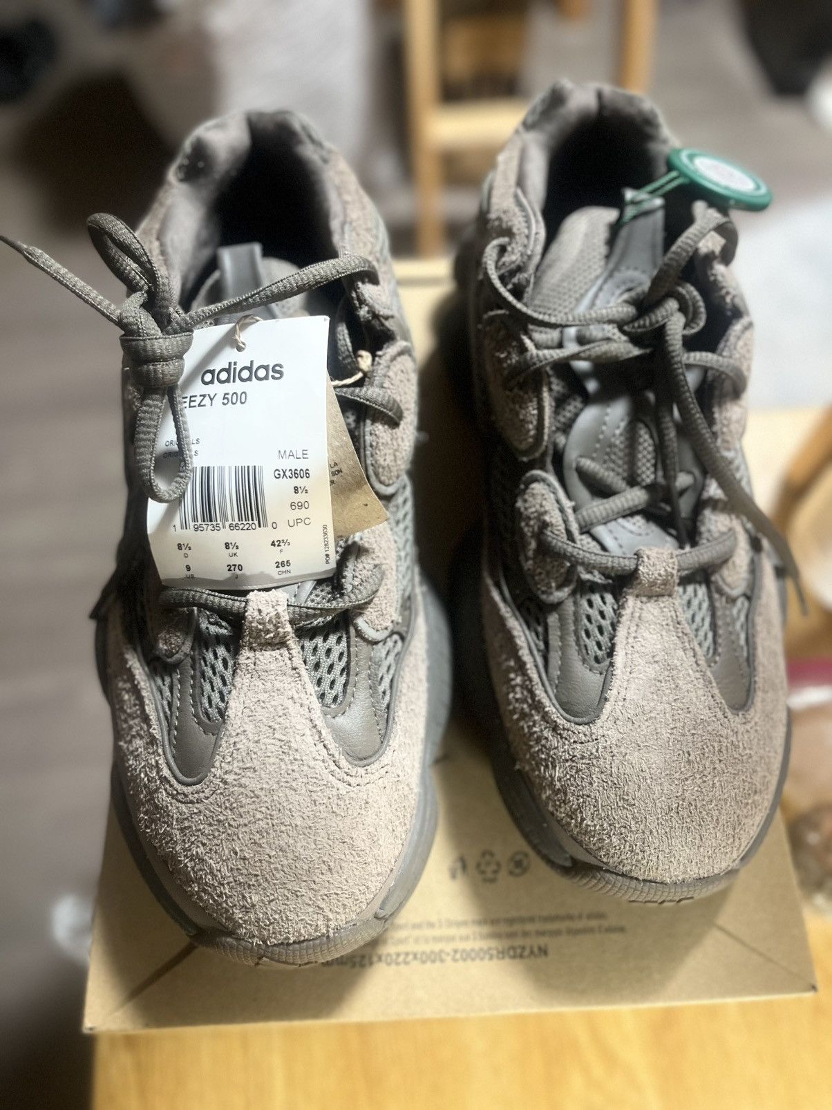 Adidas Yeezy 500 Clay Brown Size US 9 / EU 42 - 4 Thumbnail