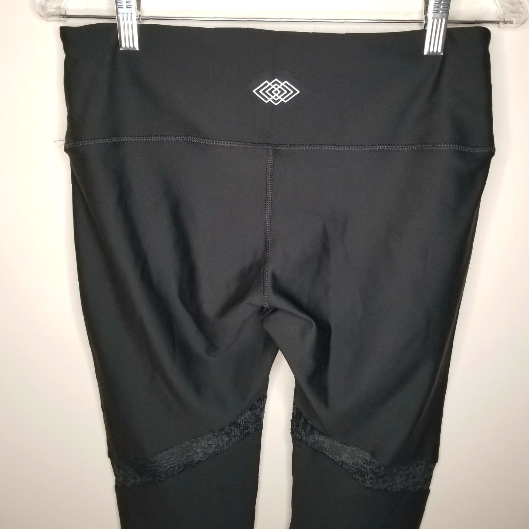 Vintage Uintah Womens Yoga Pants Size 3 Black Cheetah Compression Activewear Size 26" / US 2 / IT 38 - 6 Thumbnail