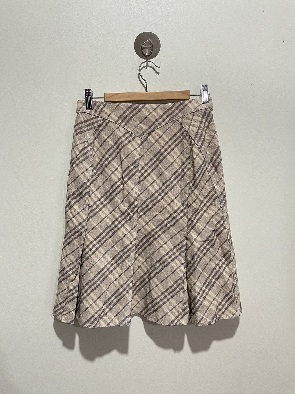 Burberry × Designer × Vintage Burberry Tan Novacheck Midi skirt Size 27" / US 4 / IT 40 - 2 Thumbnail