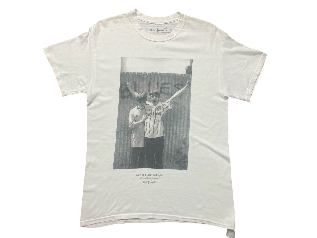 Vintage Vintage Noel & Liam Gallagher Oasis Photo Print Tee Size US M / EU 48-50 / 2 - 1 Thumbnail
