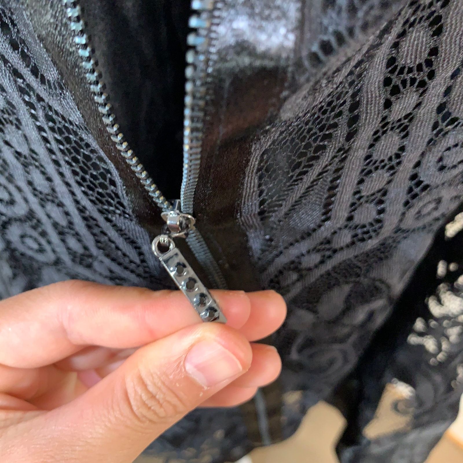 Laundry by Shelli Segal Laundry by Shelli Segal Black Lace Dress size 4 Size S / US 4 / IT 40 - 9 Thumbnail