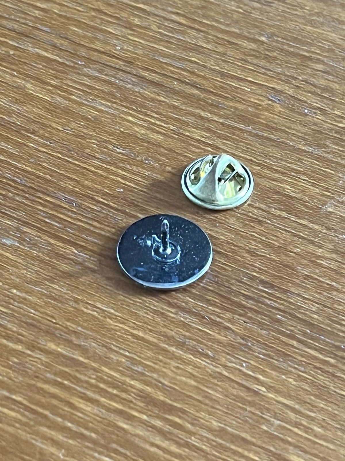 Vintage Lucky Strike logo vintage pin Size ONE SIZE - 5 Thumbnail