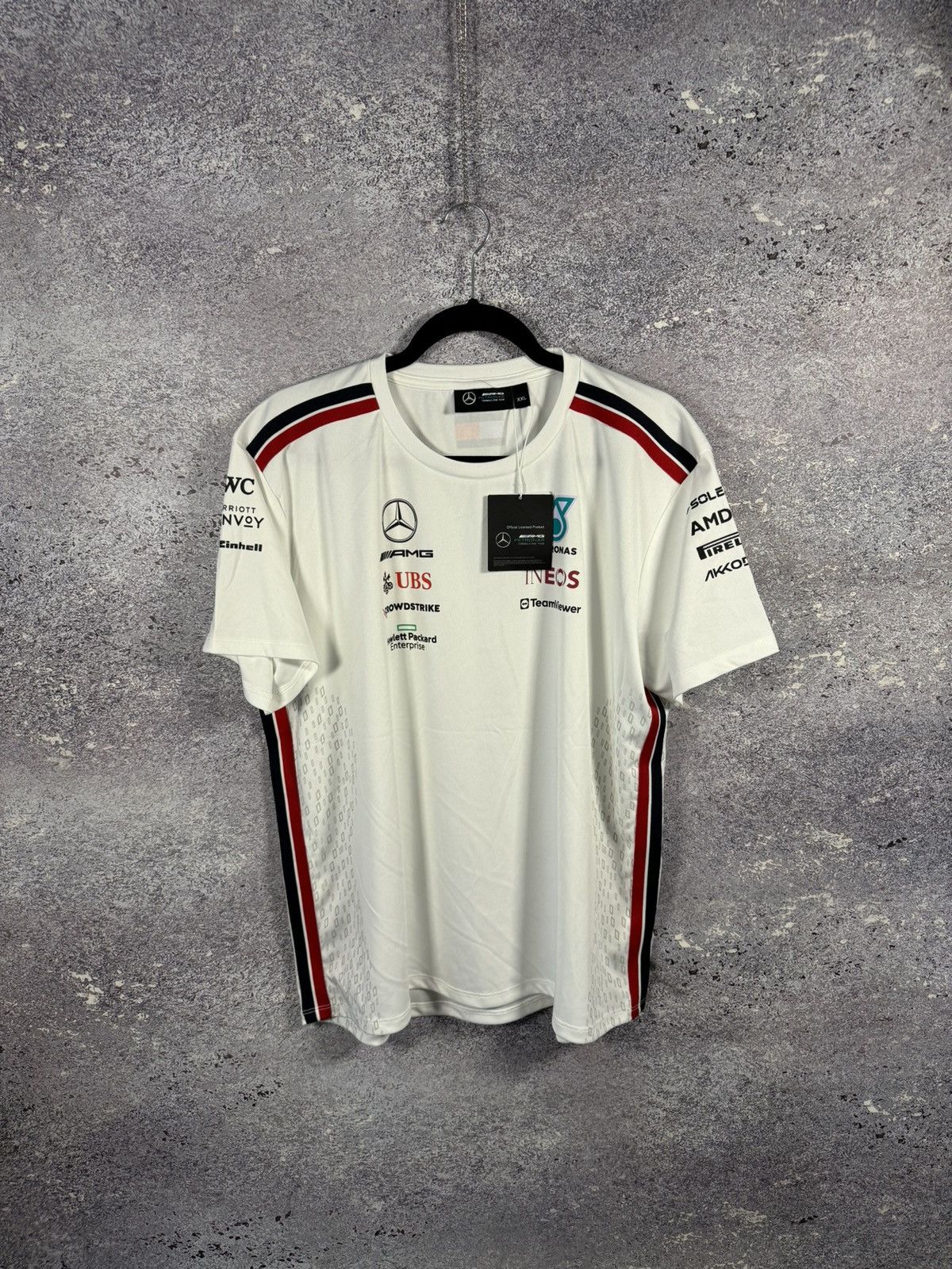 Formula 1 × Mercedes-Benz AMG Petronas Formula 1 Team Racing New T shirt Blokcore Size US XXL / EU 58 / 5 - 1 Thumbnail