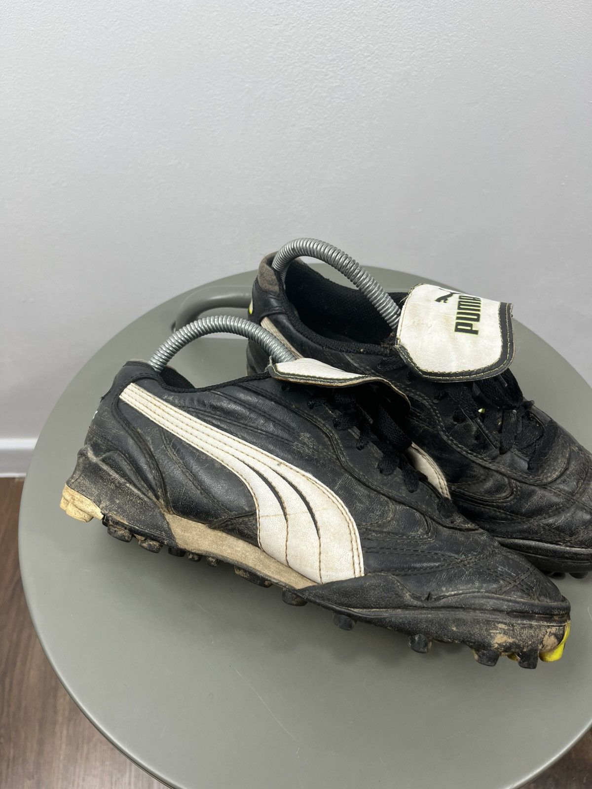 Puma Puma King Classic Vintage Black White Soccer Cleats Size 40 Size US 7.5 / EU 40-41 - 2 Thumbnail
