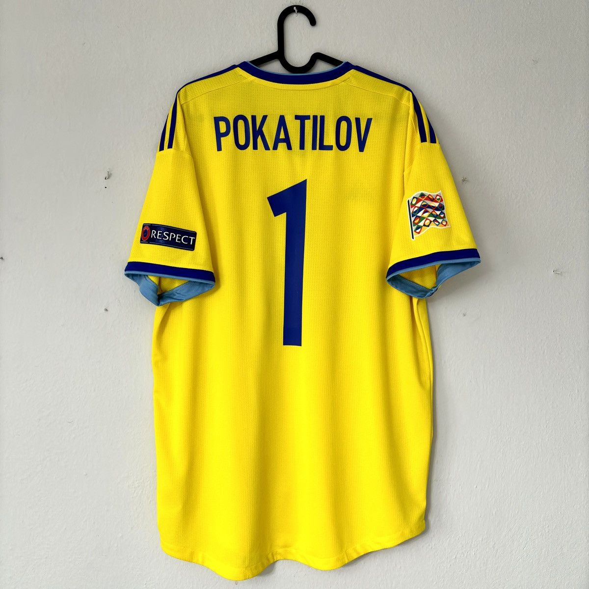 Adidas 2019 2020 Kazakhstan Game Issue Goalkeeper Top Soccer Jersey Size US XL / EU 56 / 4 - 7 Thumbnail