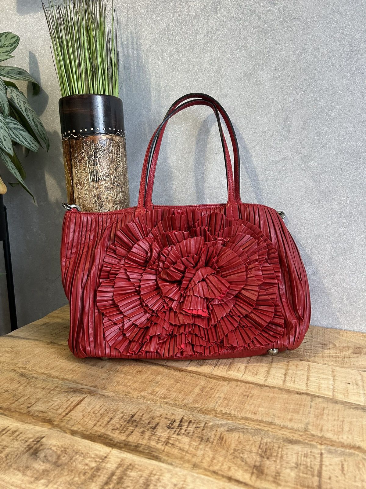 image of Valentino Garavani Bag in Red, Women's