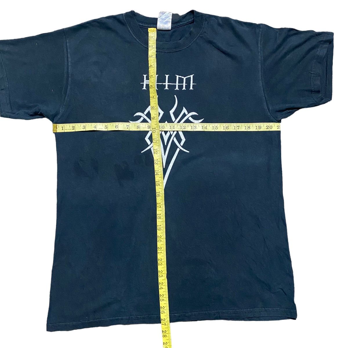 Band Tees Vintage HIM Glam Rock Band Shirt Heartagram Ltd Size US M / EU 48-50 / 2 - 11 Thumbnail