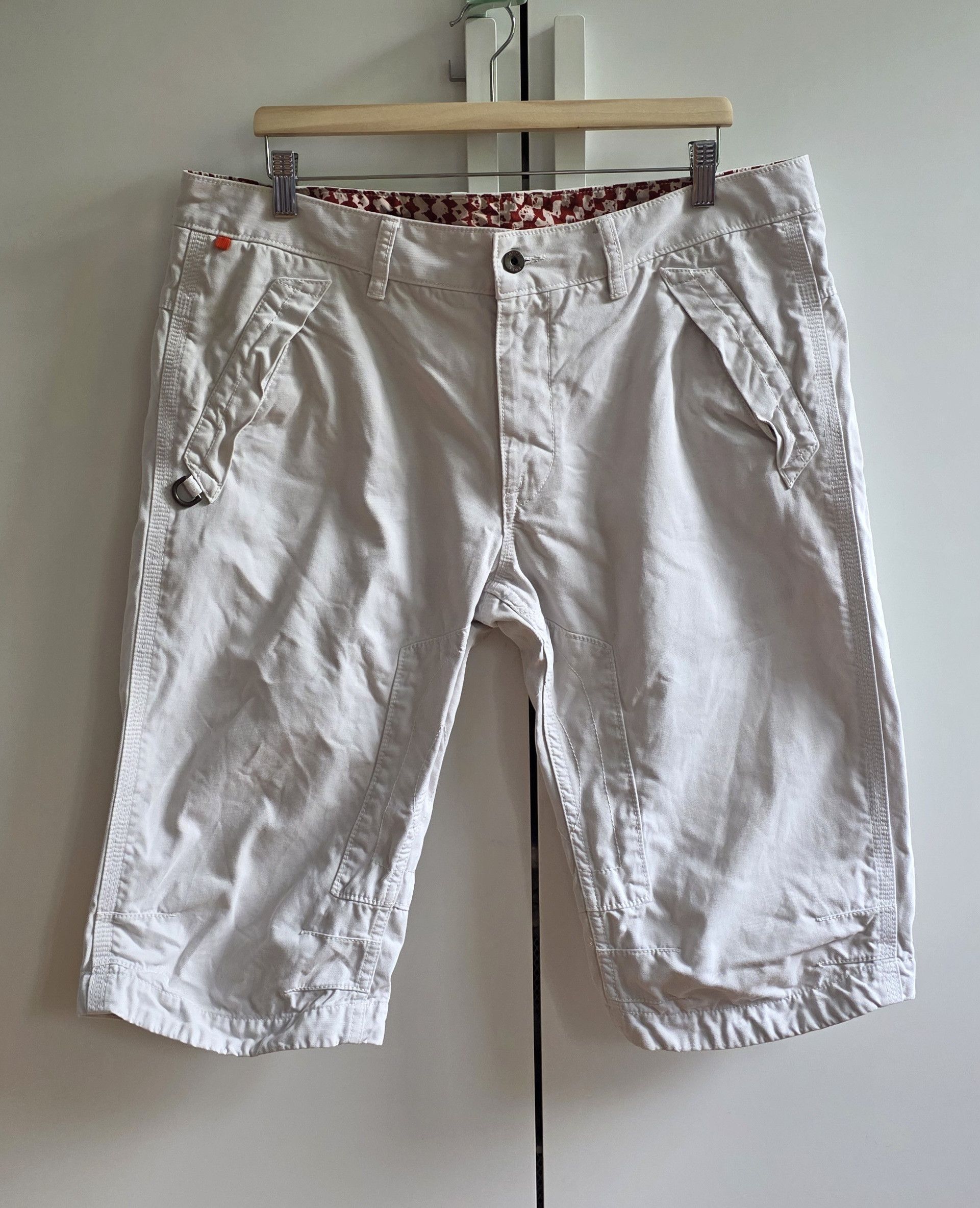 Hugo Boss Hugo Boss military shorts XL 54 Size US 38 / EU 54 - 1 Thumbnail