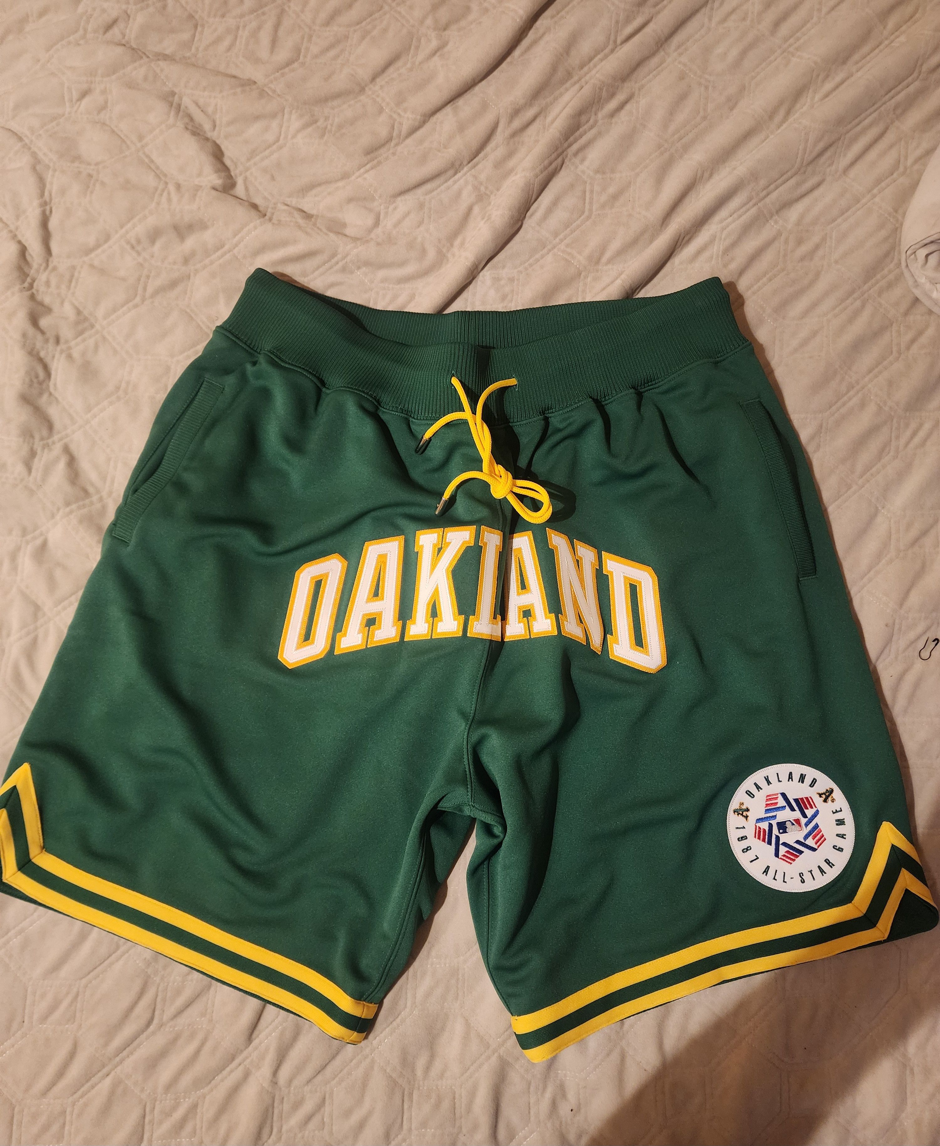 image of Just Don Oakland A's Shorts Size XL in Green/Yellow, Men's